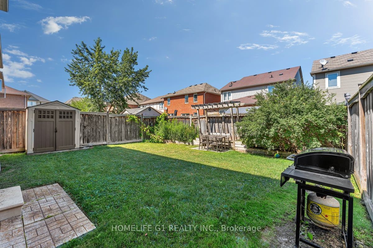 889 Challinor Terrace Property Photo 19