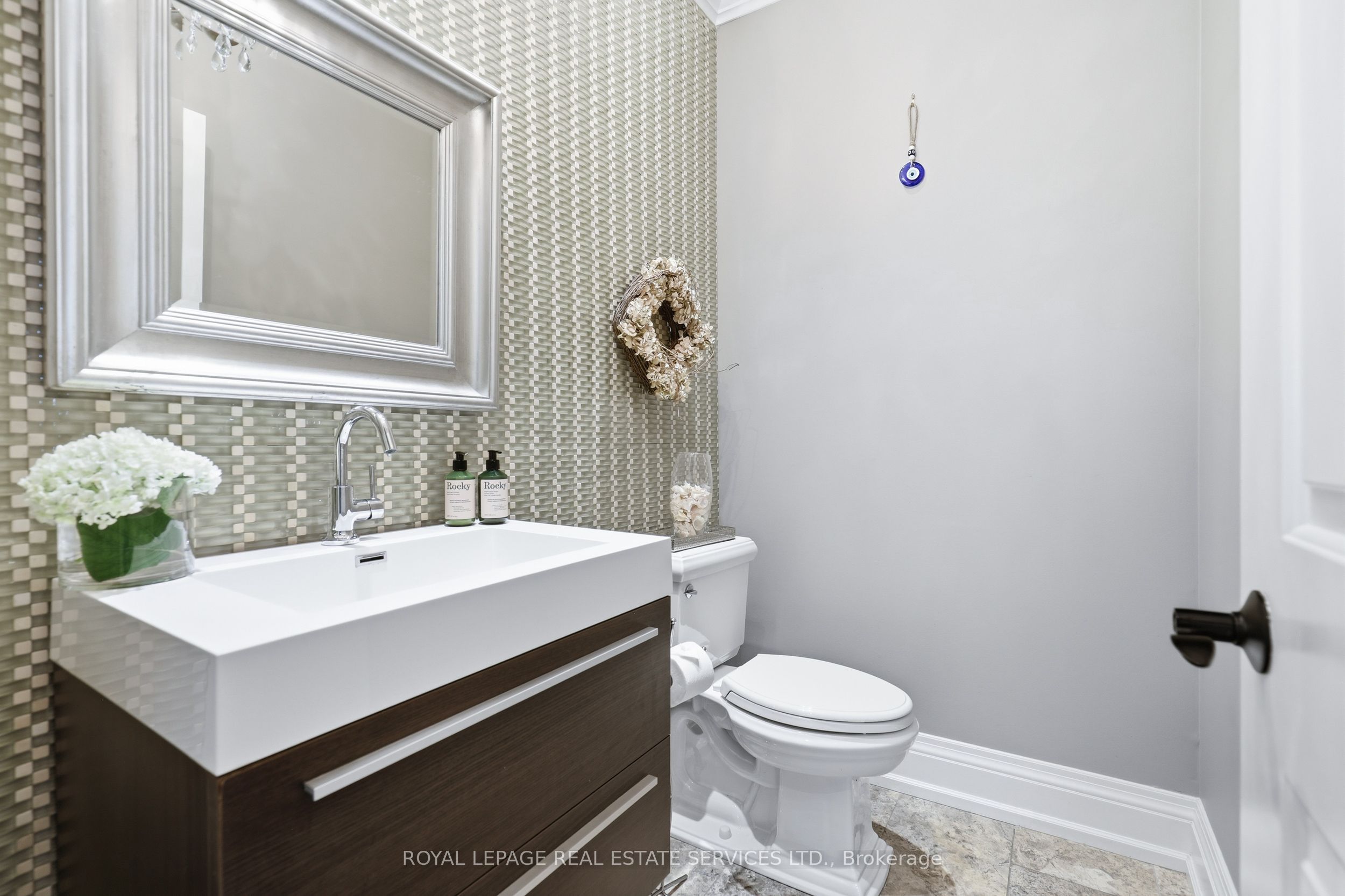 2149 Alderbrook Drive Property Photo 18