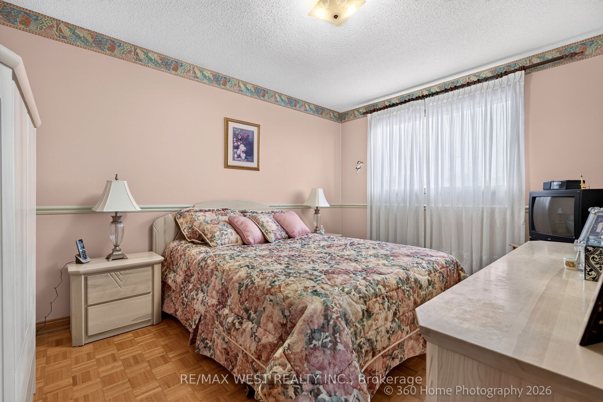 4157 Ottewell Crescent Property Photo 18