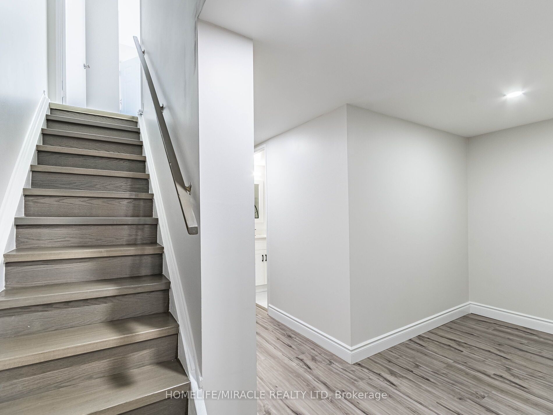 180 Mississauga Valley Boulevard 124 Property Photo 29