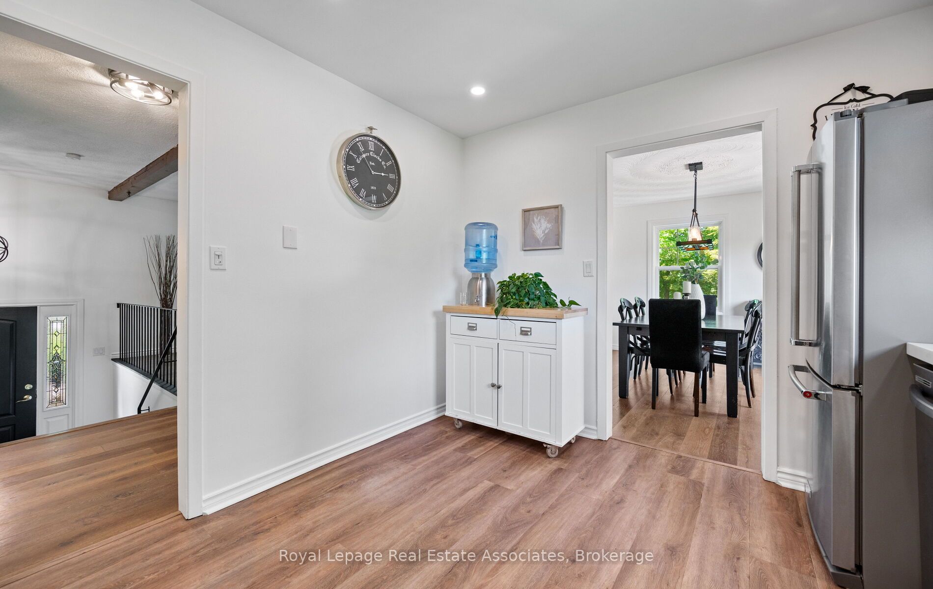 7462 15 Side Road Property Photo 16