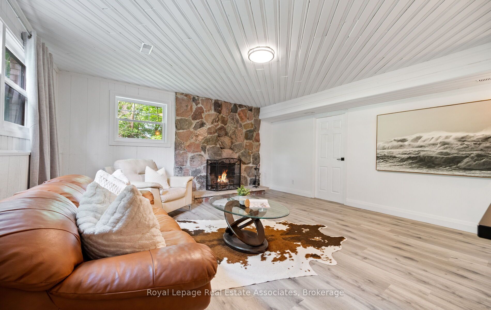 7462 15 Side Road Property Photo 30