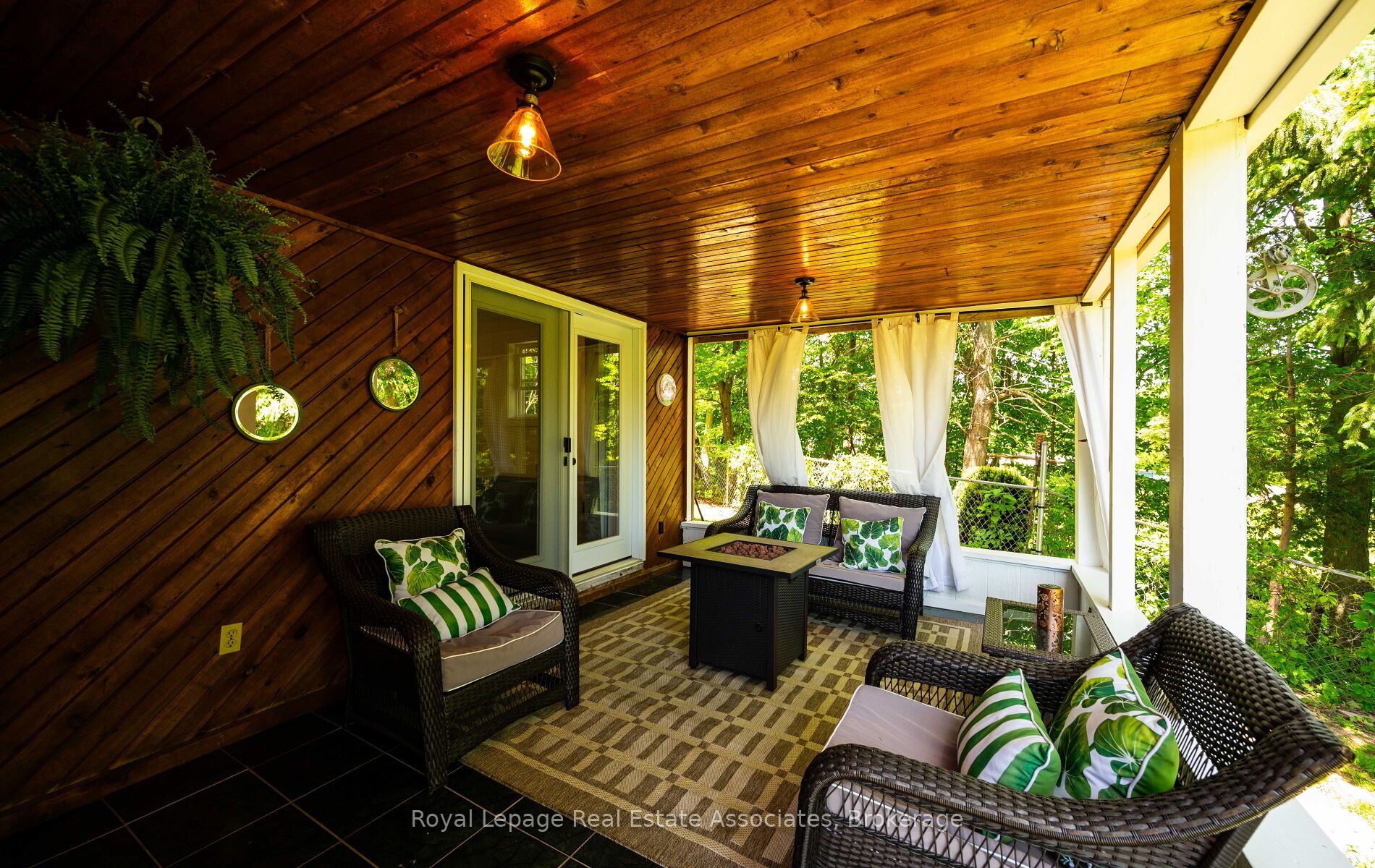 7462 15 Side Road Property Photo 41