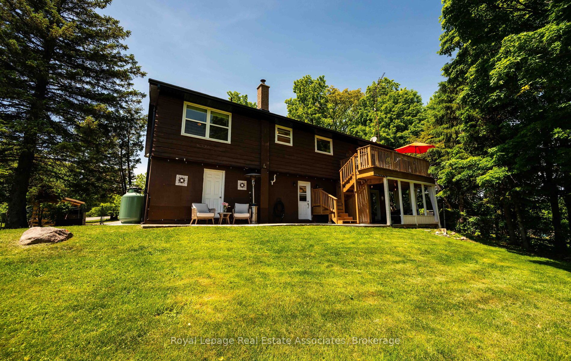 7462 15 Side Road Property Photo 43