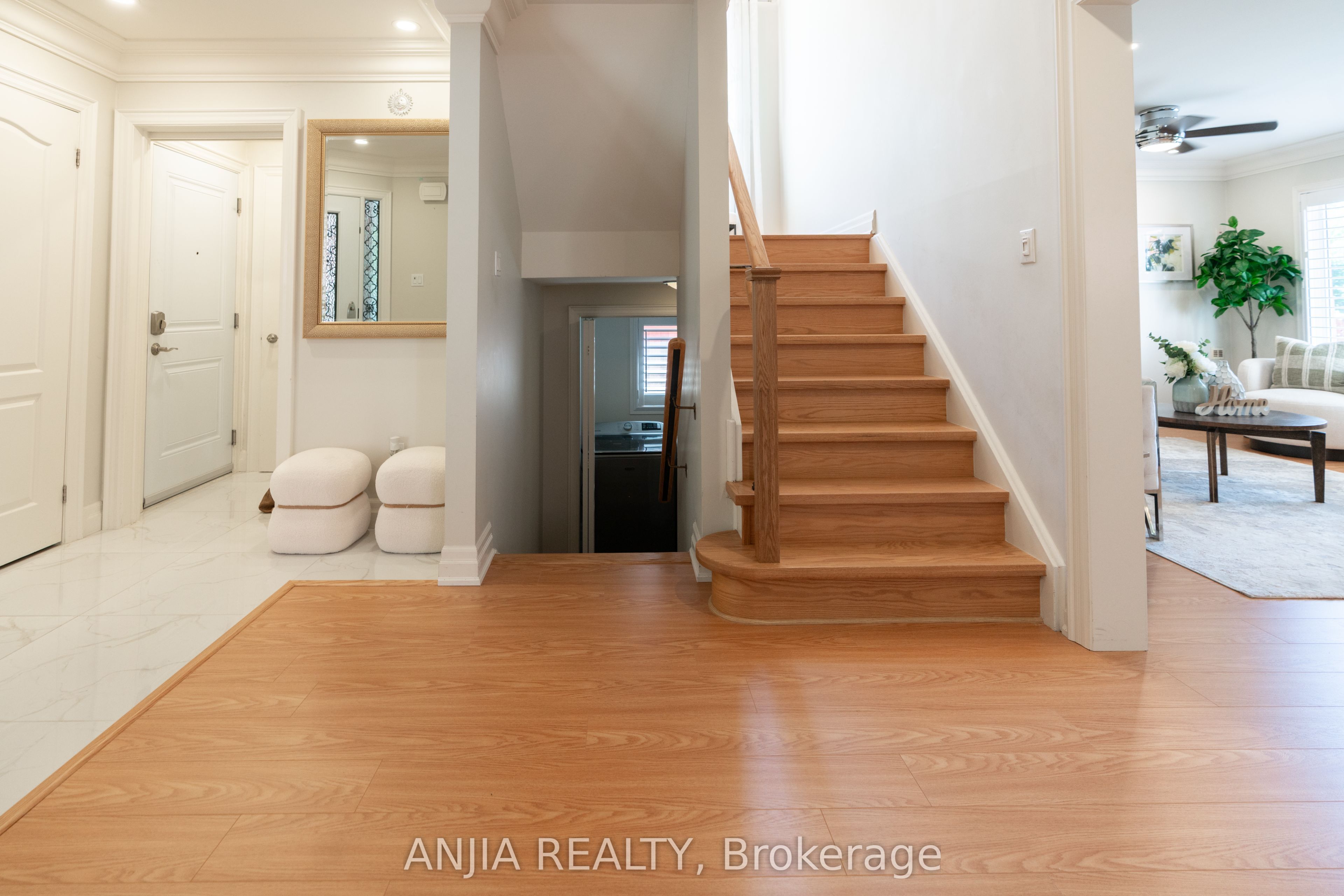 2410 Eden Valley Drive Property Photo 8