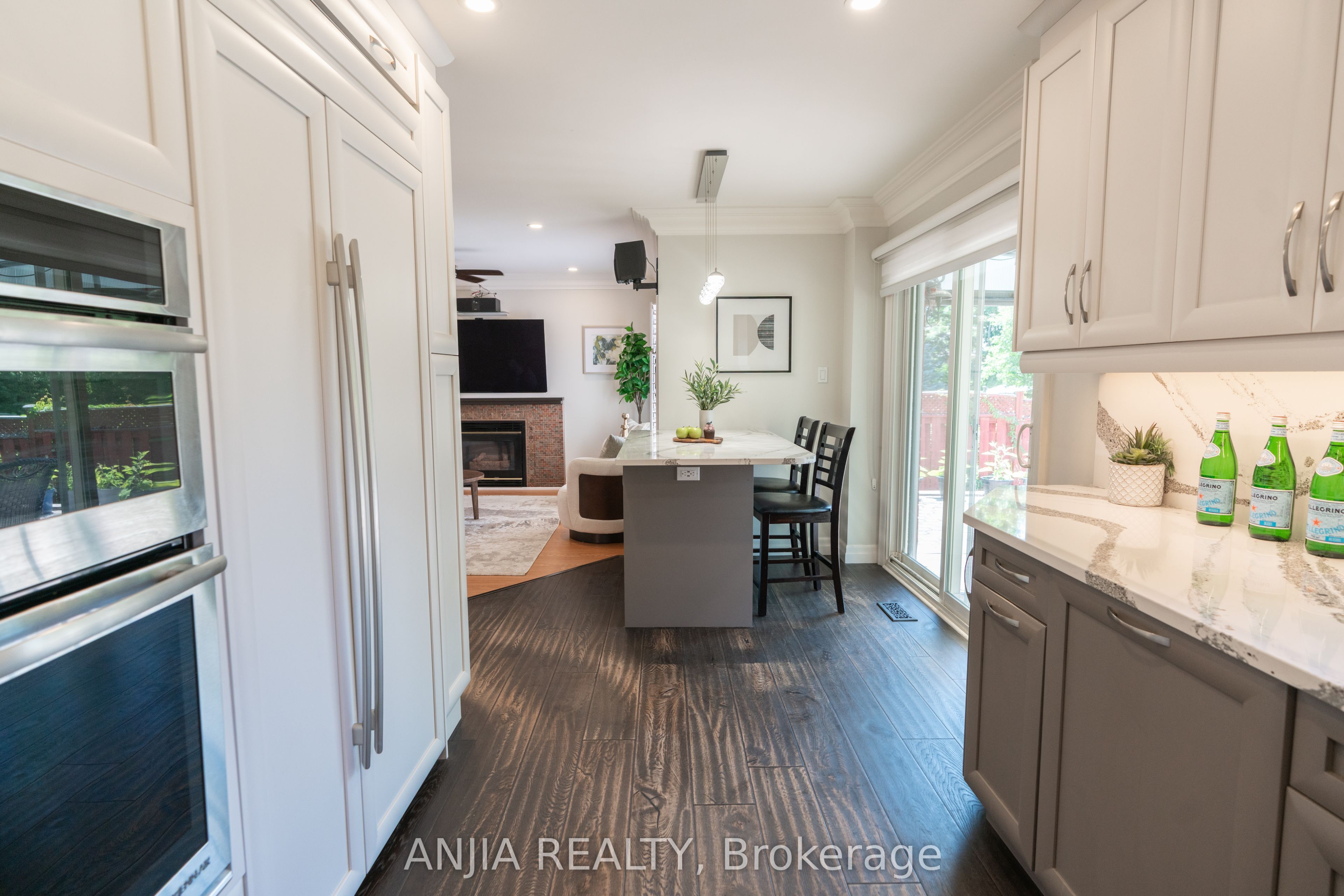 2410 Eden Valley Drive Property Photo 17