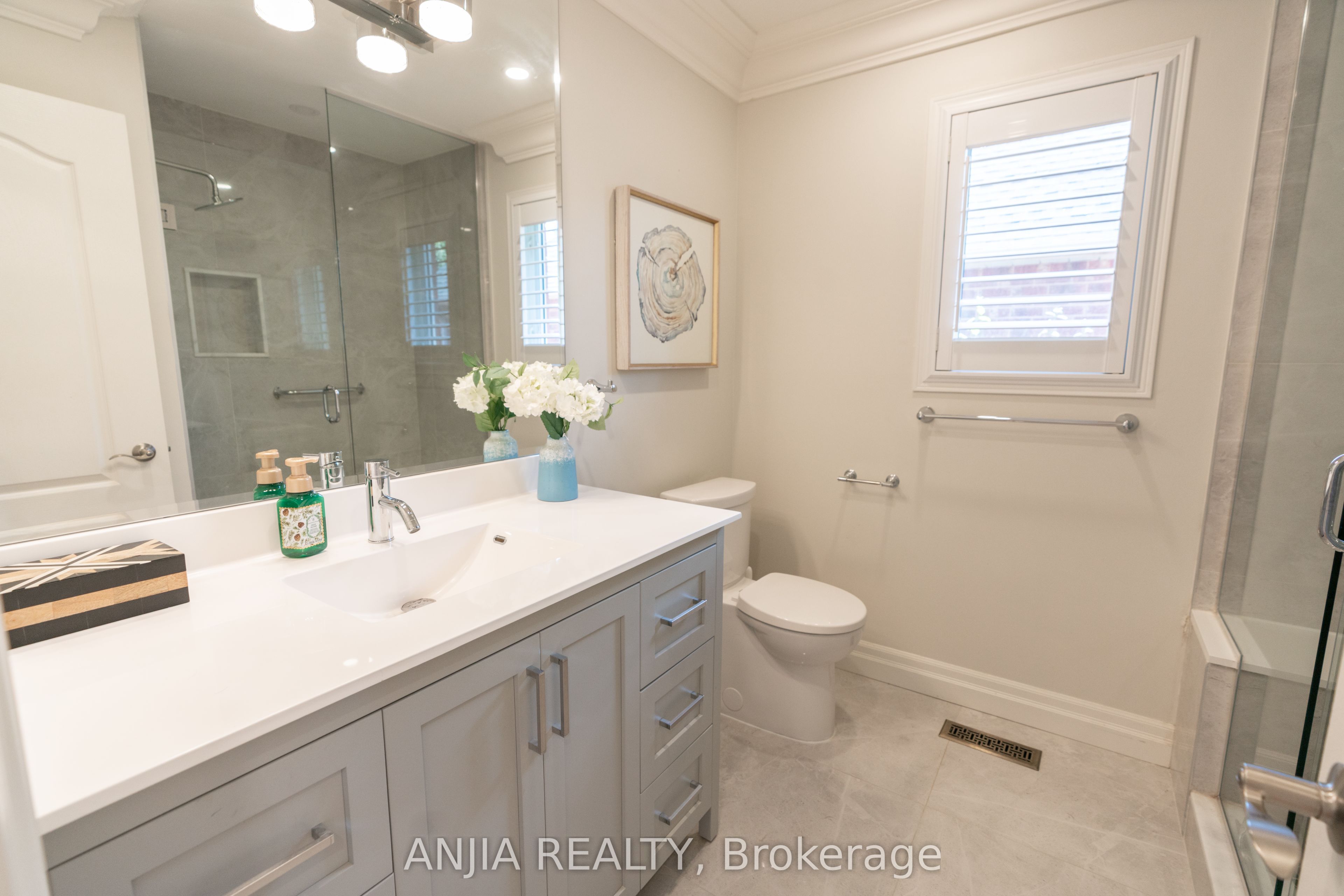 2410 Eden Valley Drive Property Photo 22