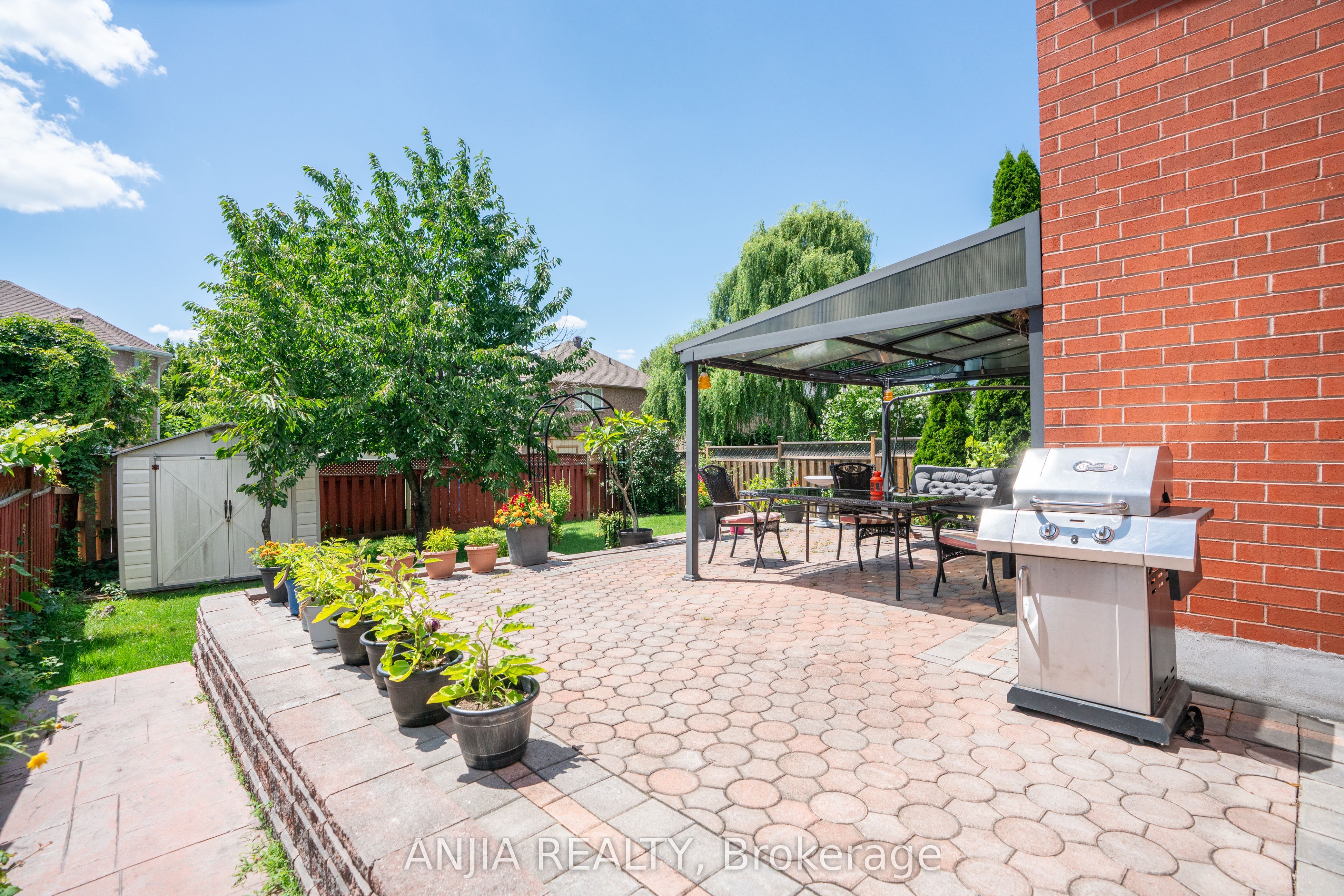 2410 Eden Valley Drive Property Photo 38