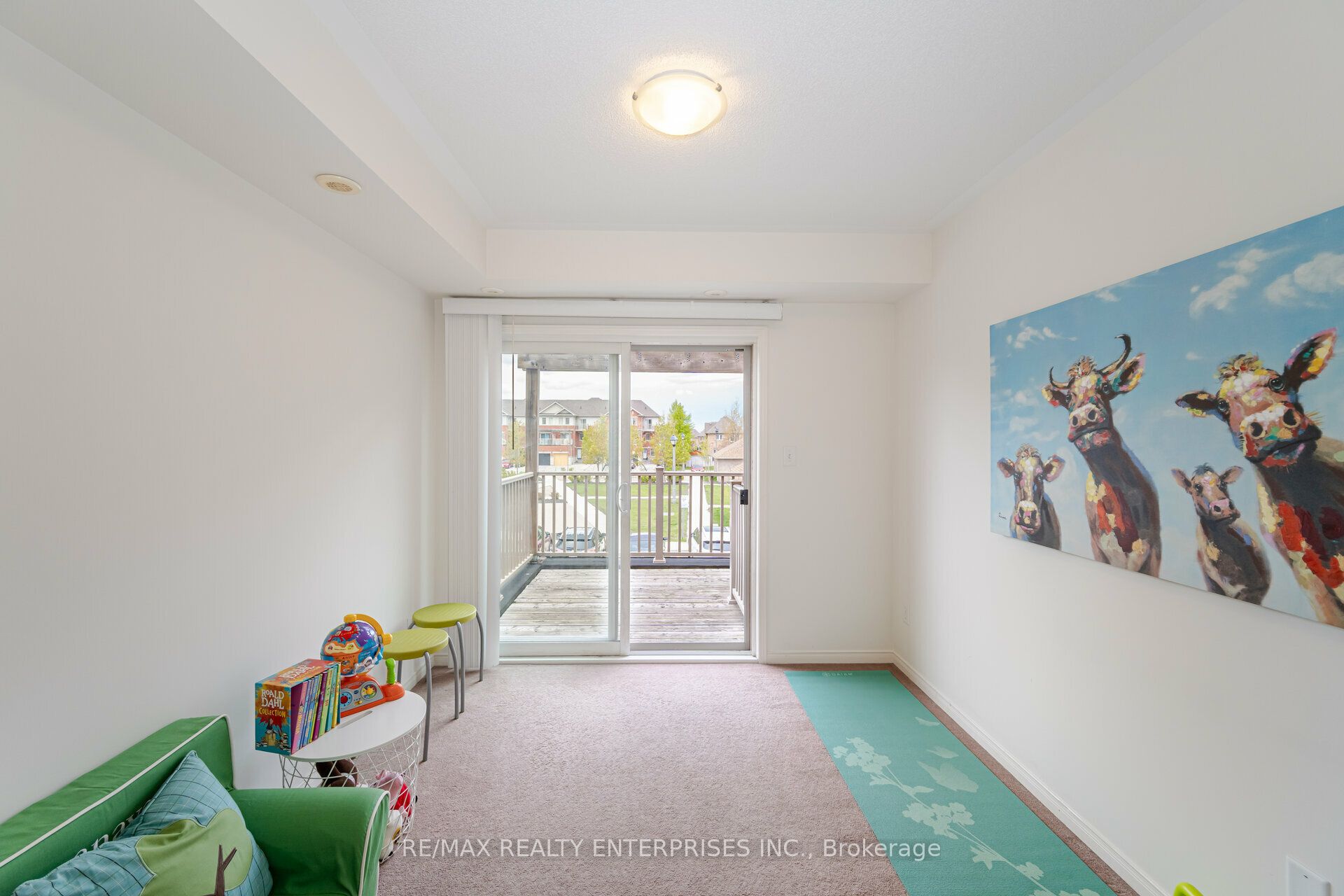 3375 Thomas Street 3 Property Photo 8