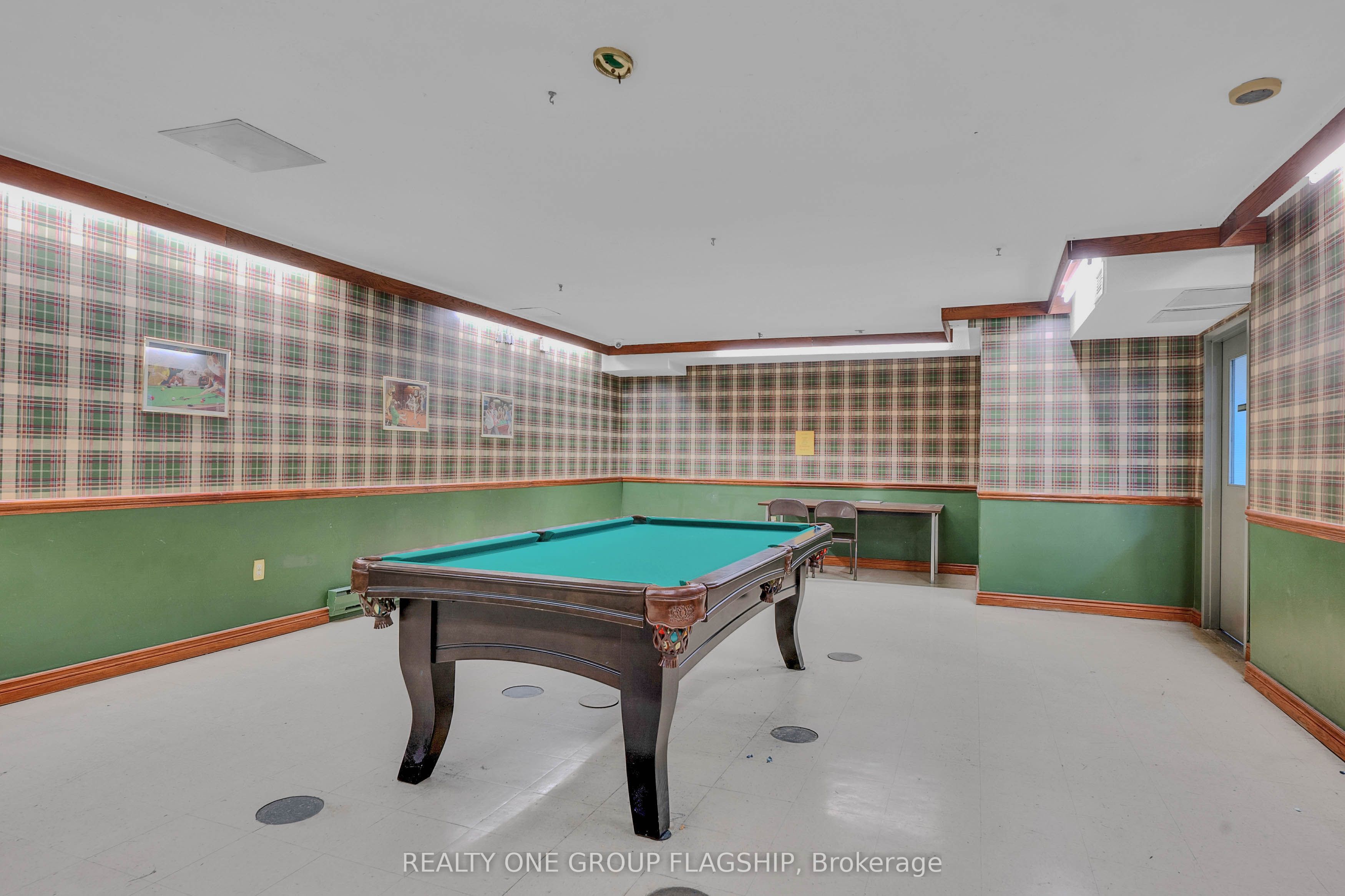 61 Richview Road 1401 Property Photo 17