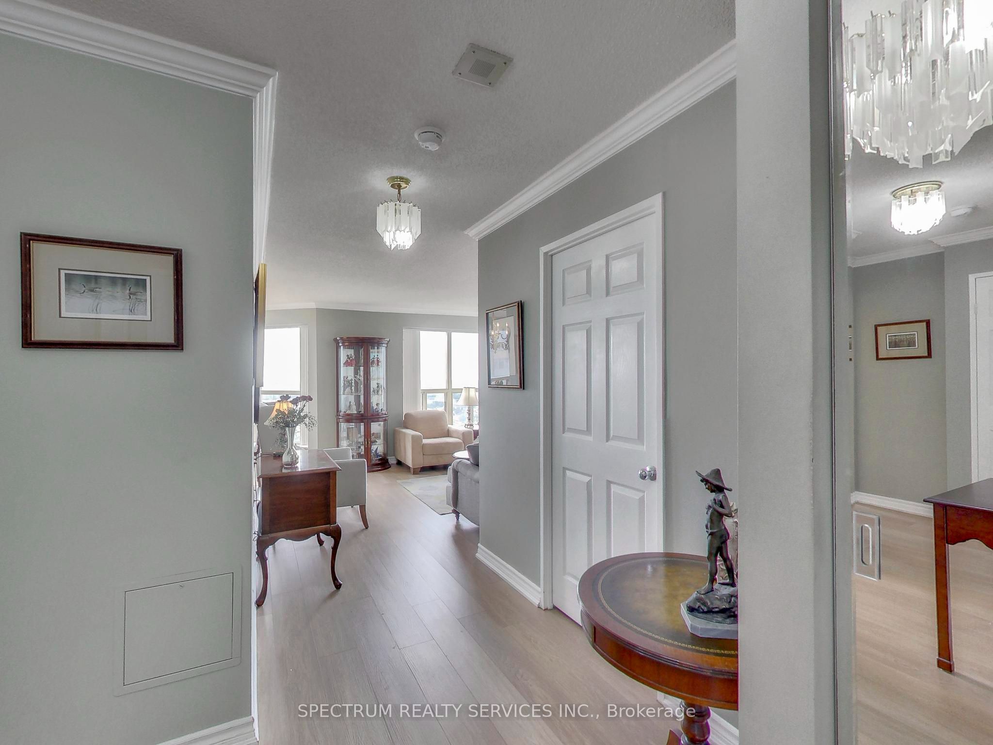 325 Webb Drive 1603e Property Photo 17