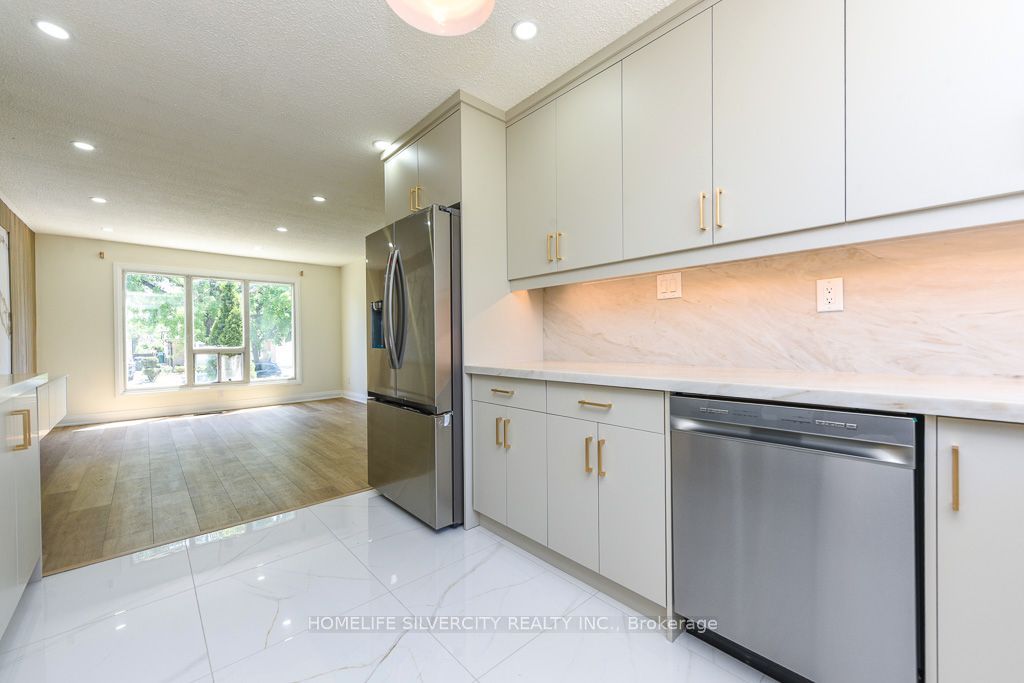 3315 Dwiggin Avenue Property Photo 23