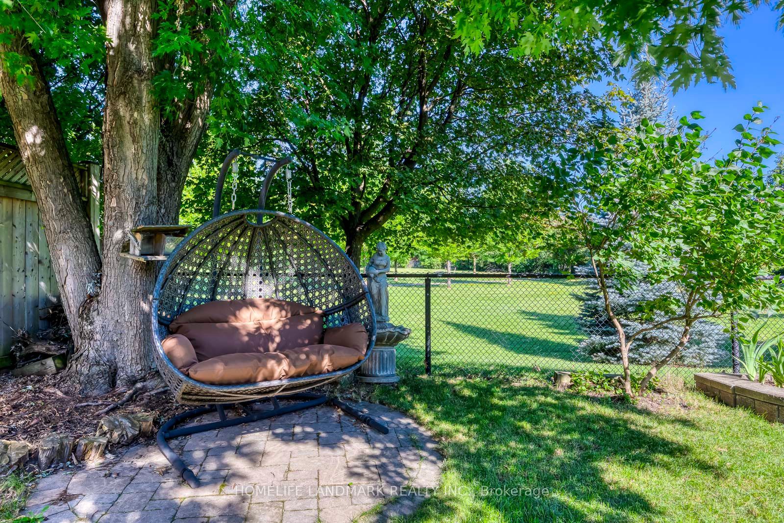 2935 Kingsway Drive Property Photo 44