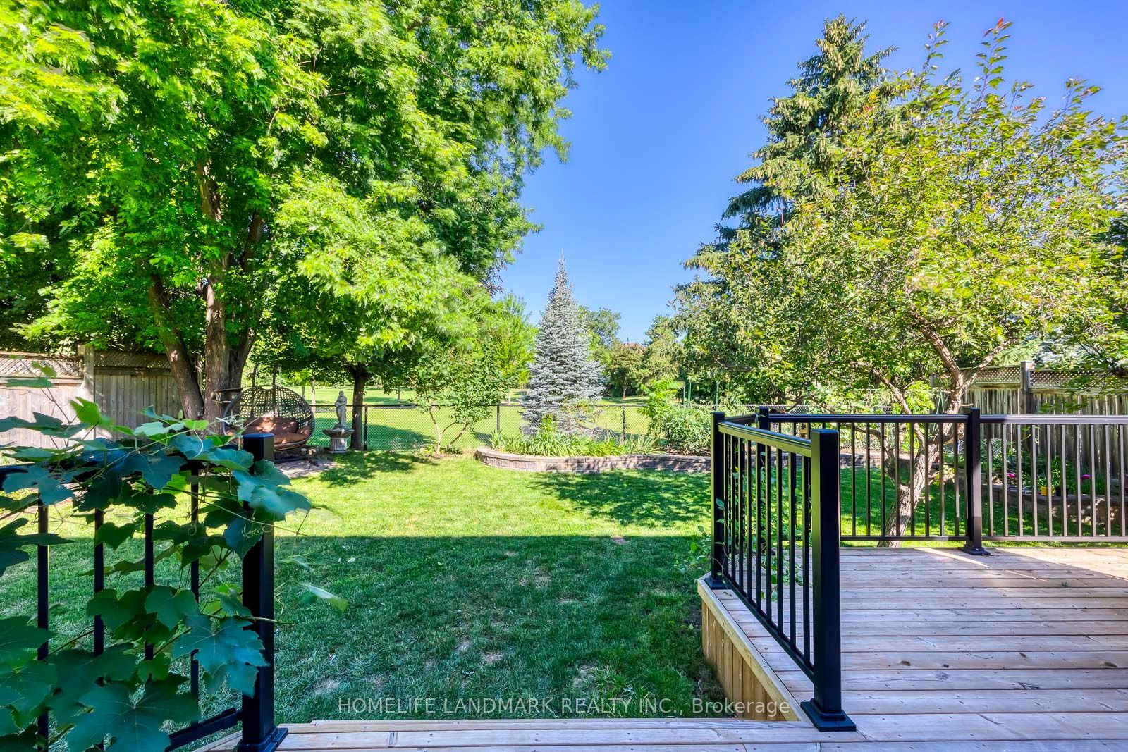 2935 Kingsway Drive Property Photo 47