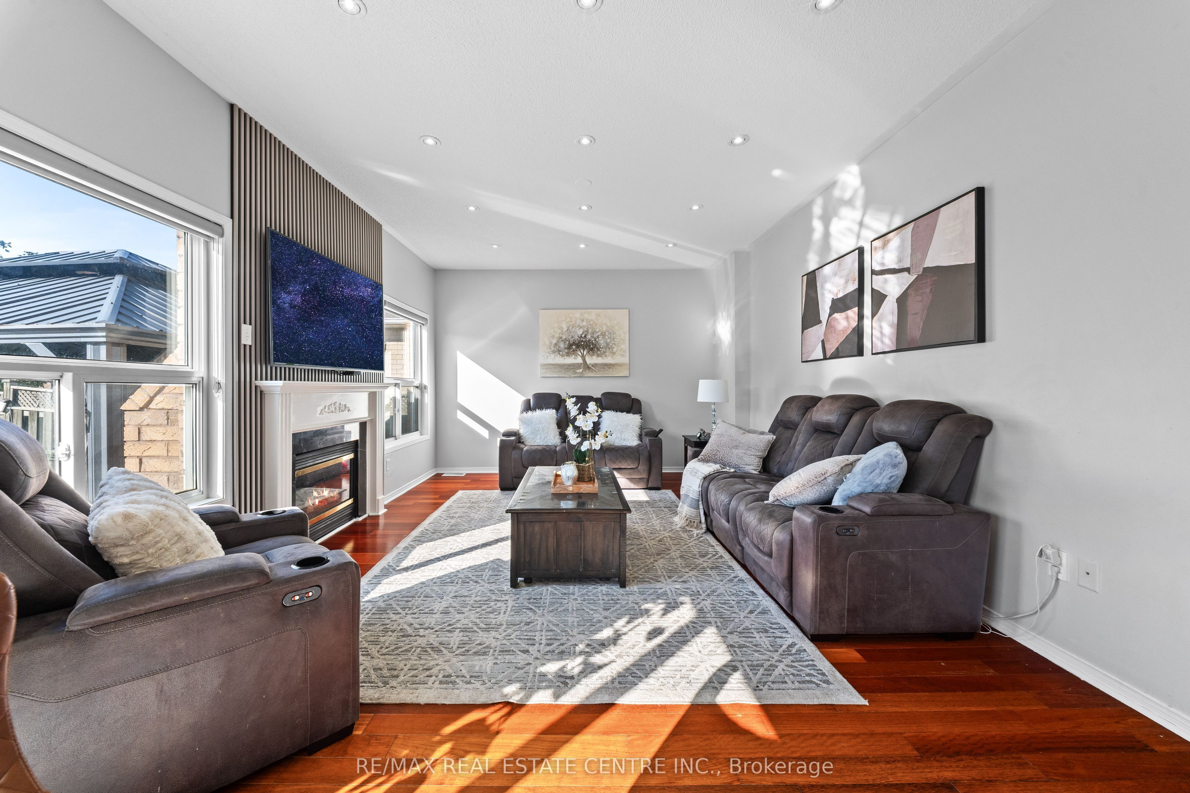 10 Midvale Road Property Photo 13