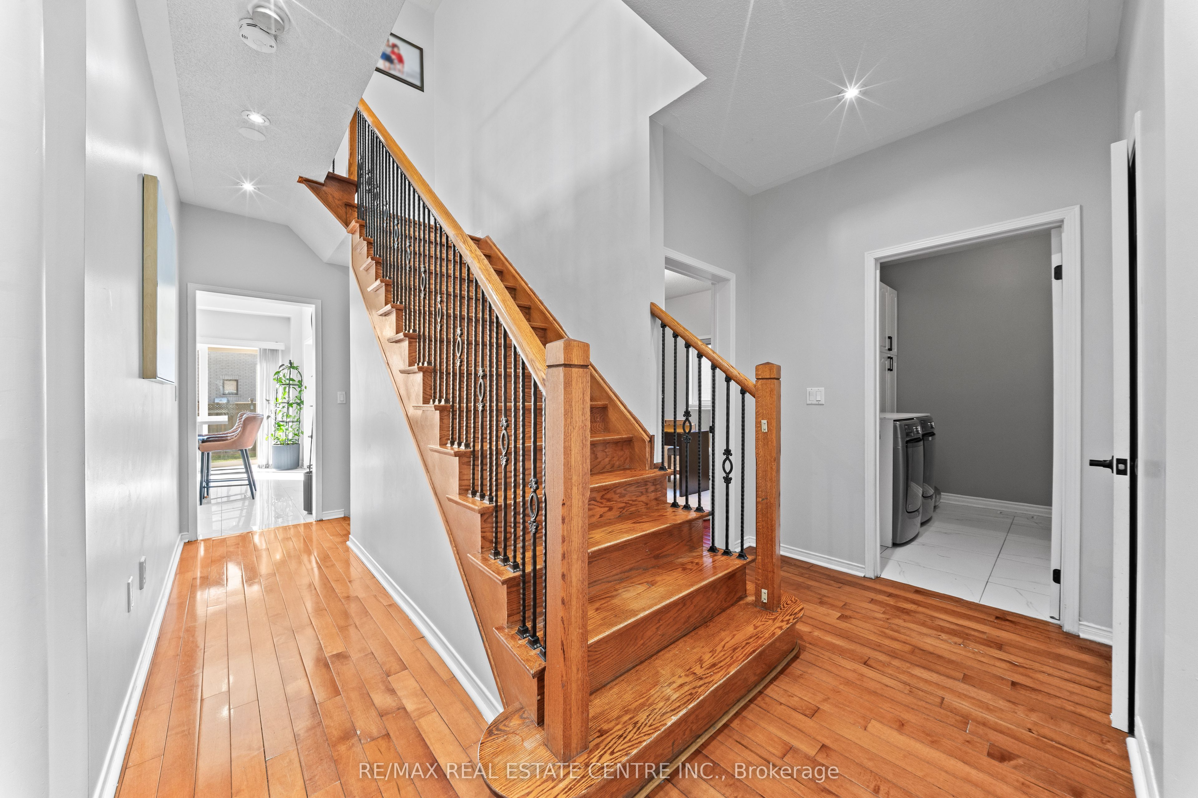 10 Midvale Road Property Photo 18