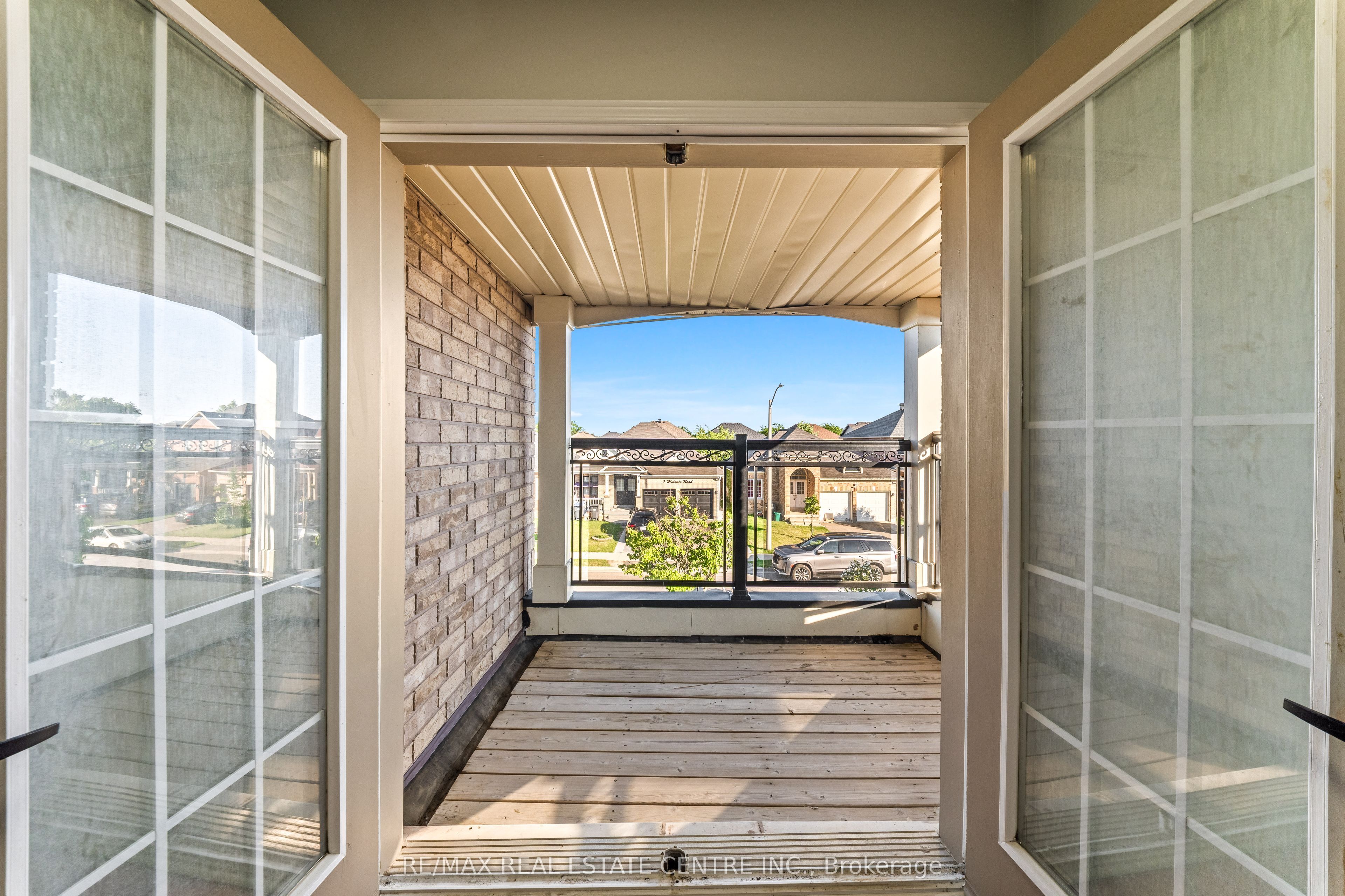 10 Midvale Road Property Photo 27