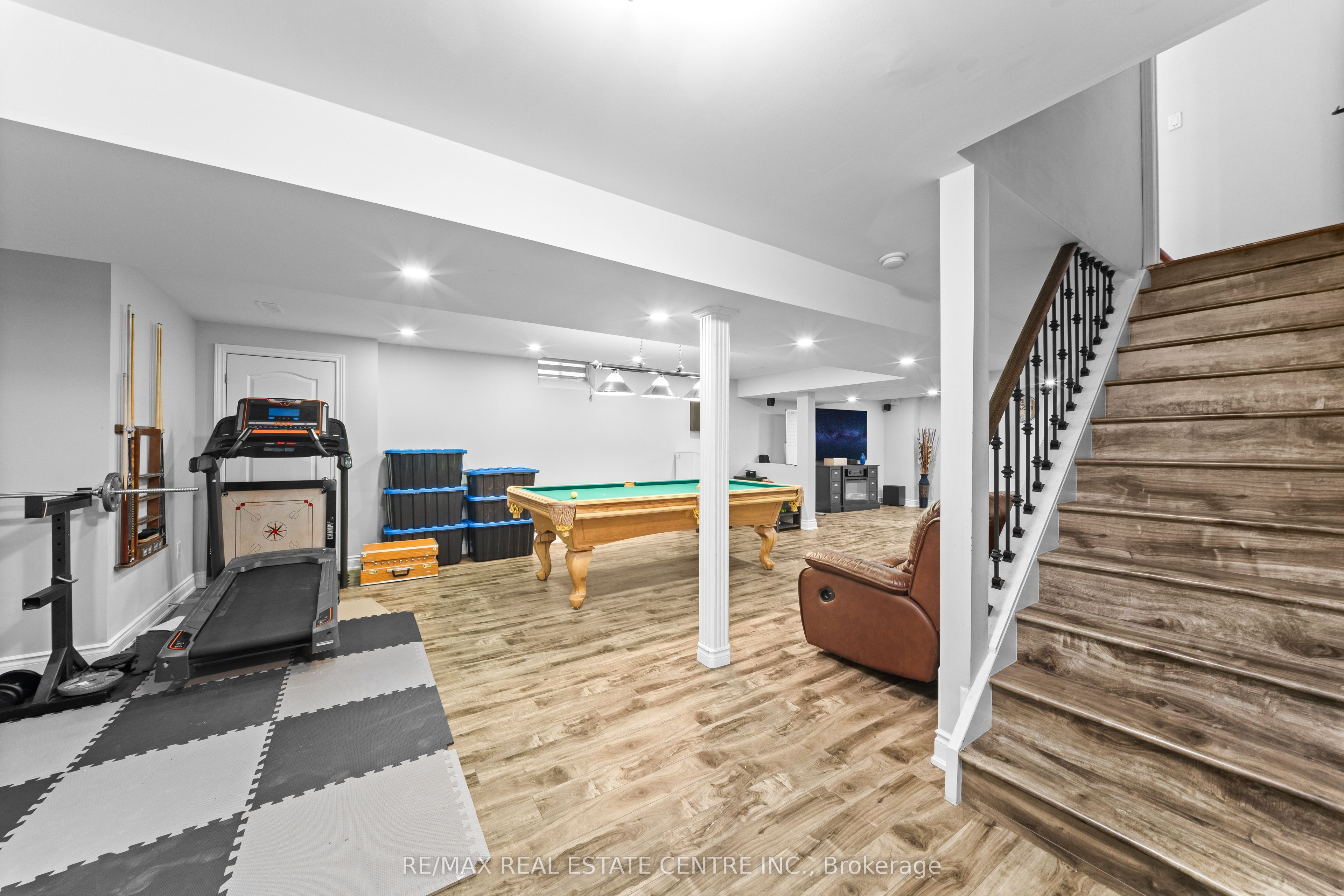 10 Midvale Road Property Photo 28