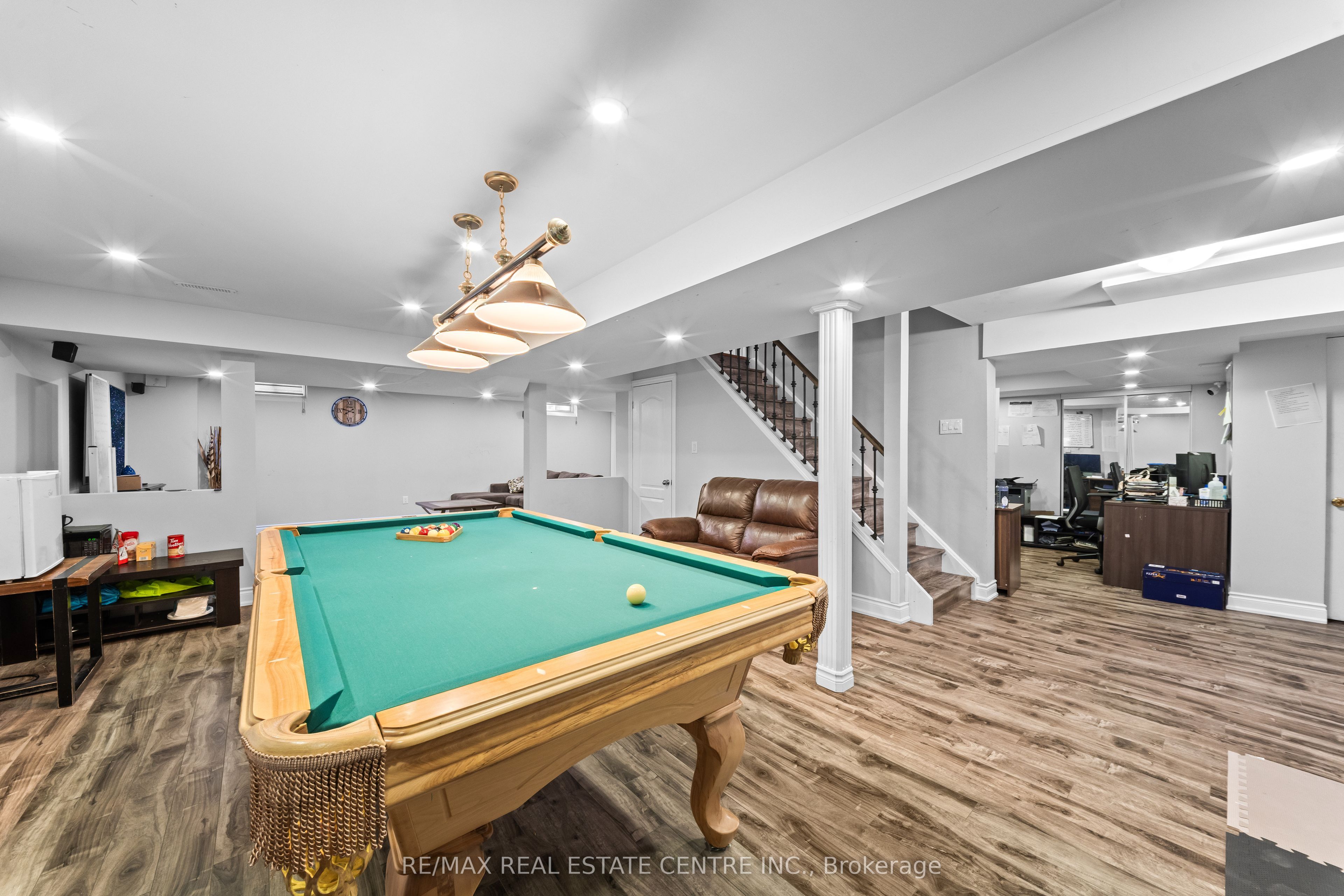 10 Midvale Road Property Photo 29