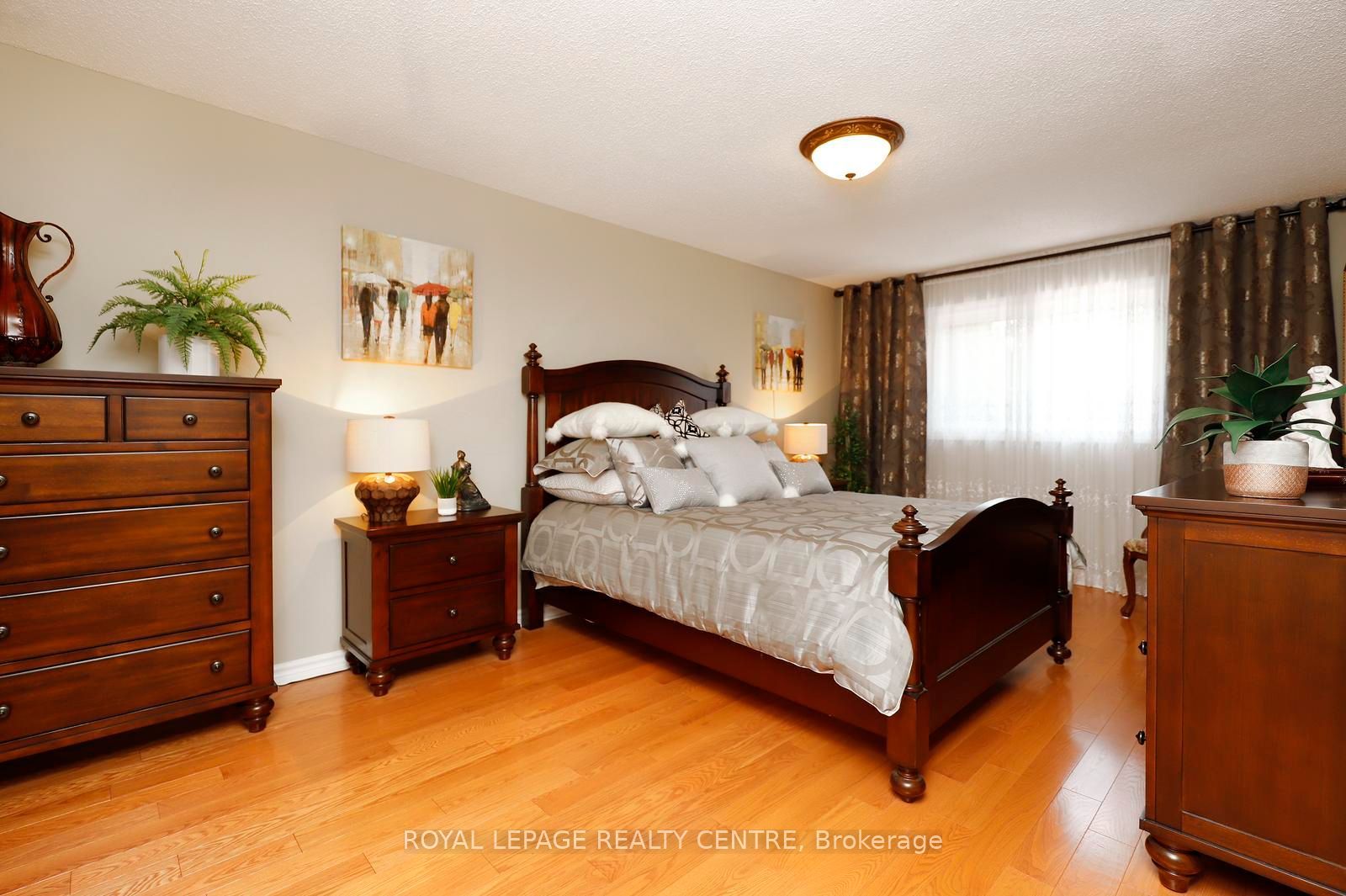 690 Ashprior Avenue Property Photo 26