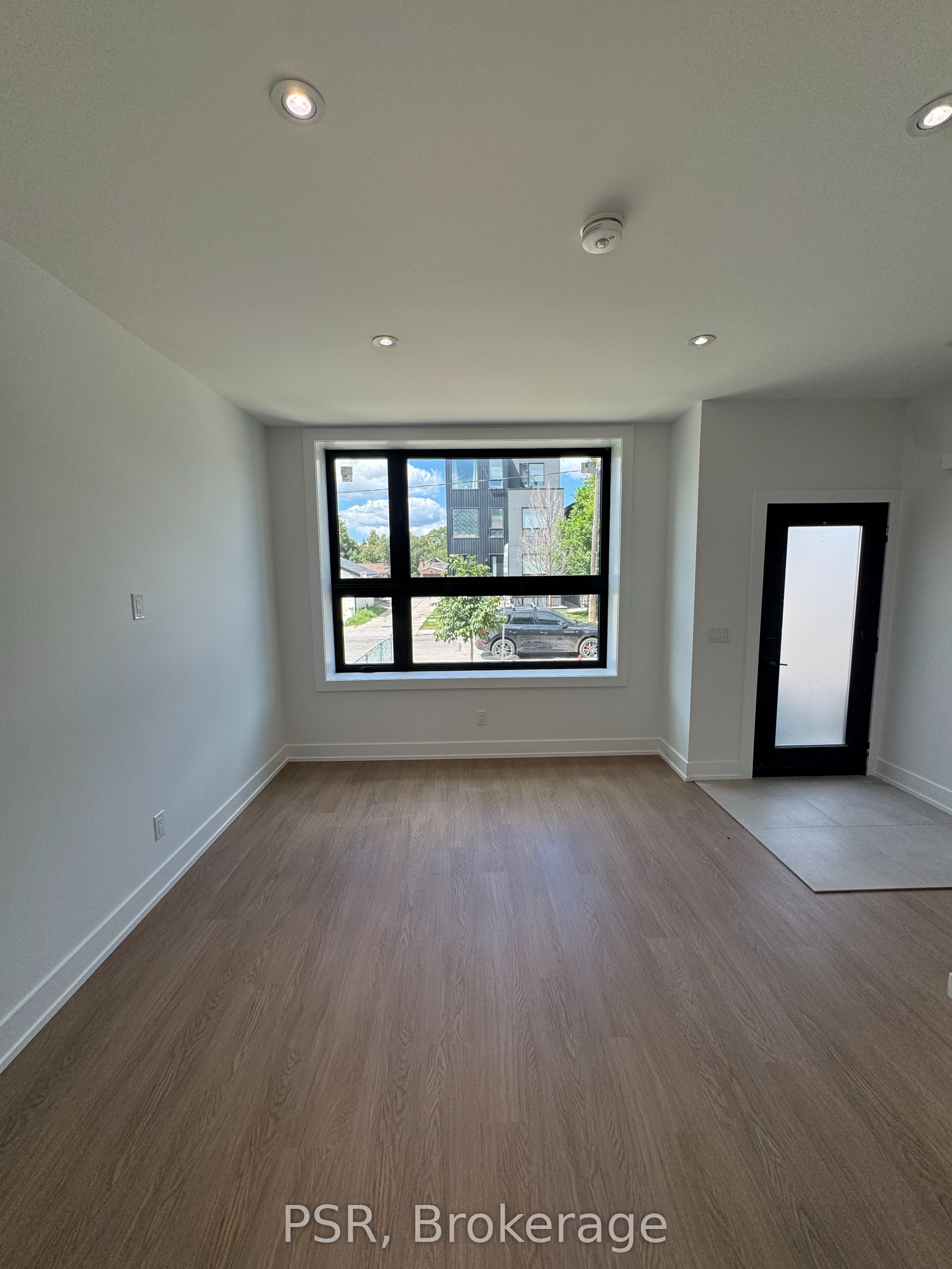 99 Ypres Road Main Property Photo 3