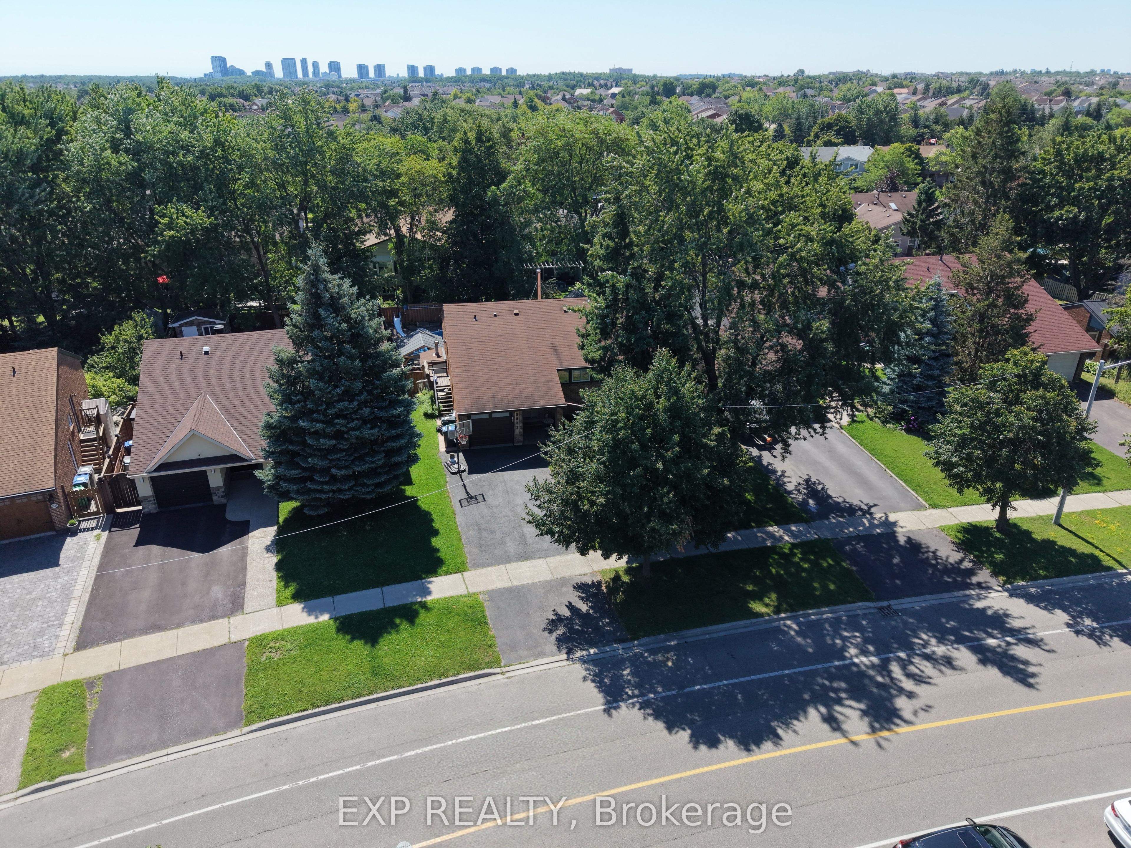 2832 Windwood Drive Property Photo 25