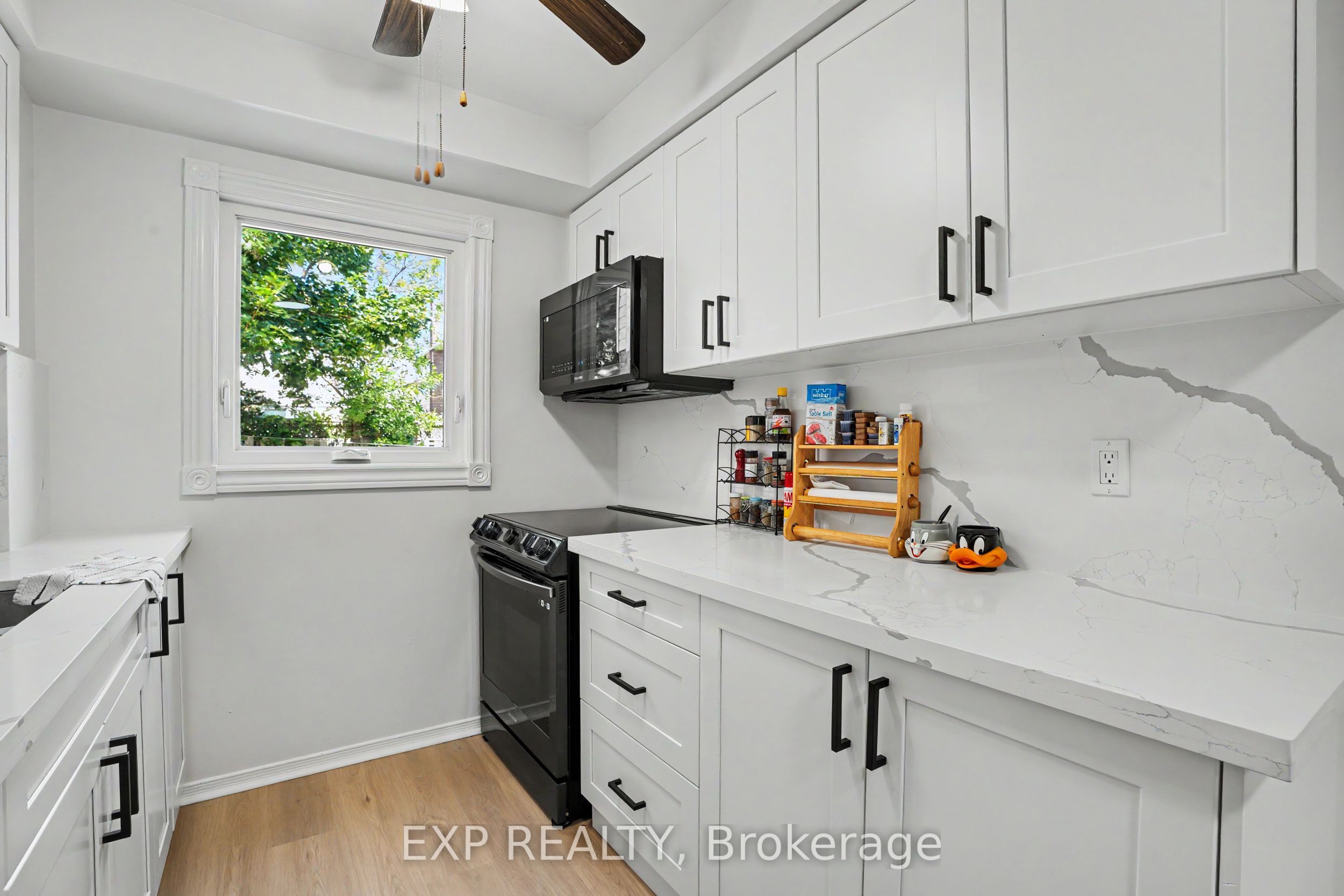 68 Tulip Drive Property Photo 12