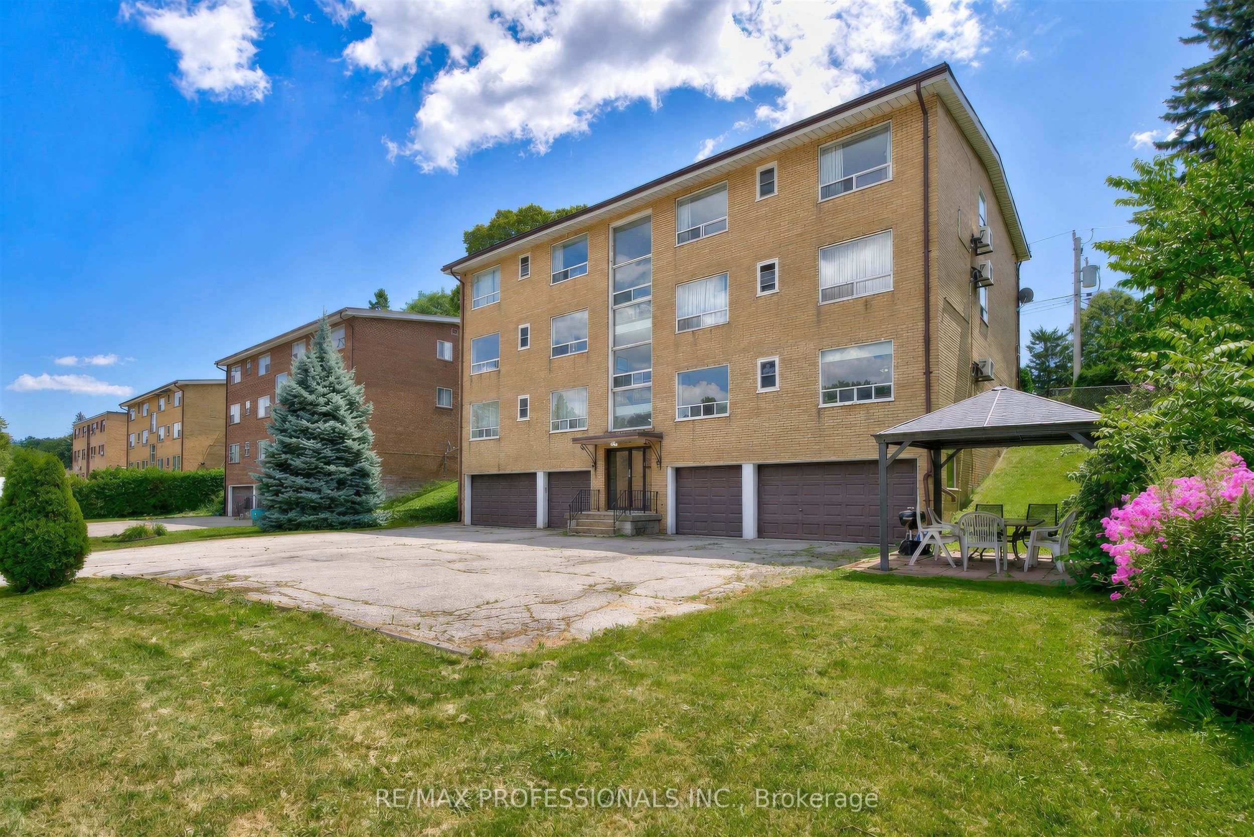 50 Waniska Avenue Property Photo 4