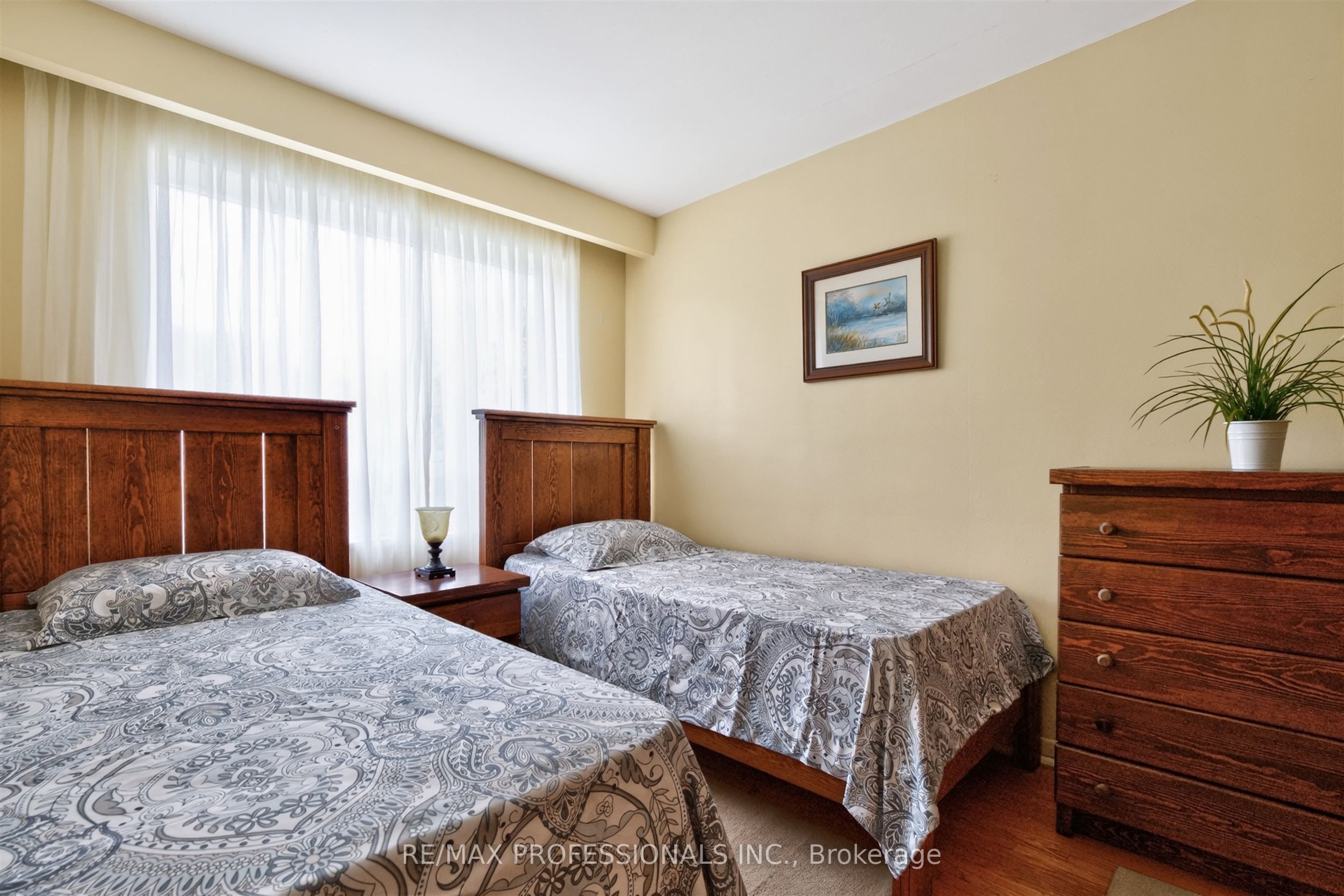 50 Waniska Avenue Property Photo 32