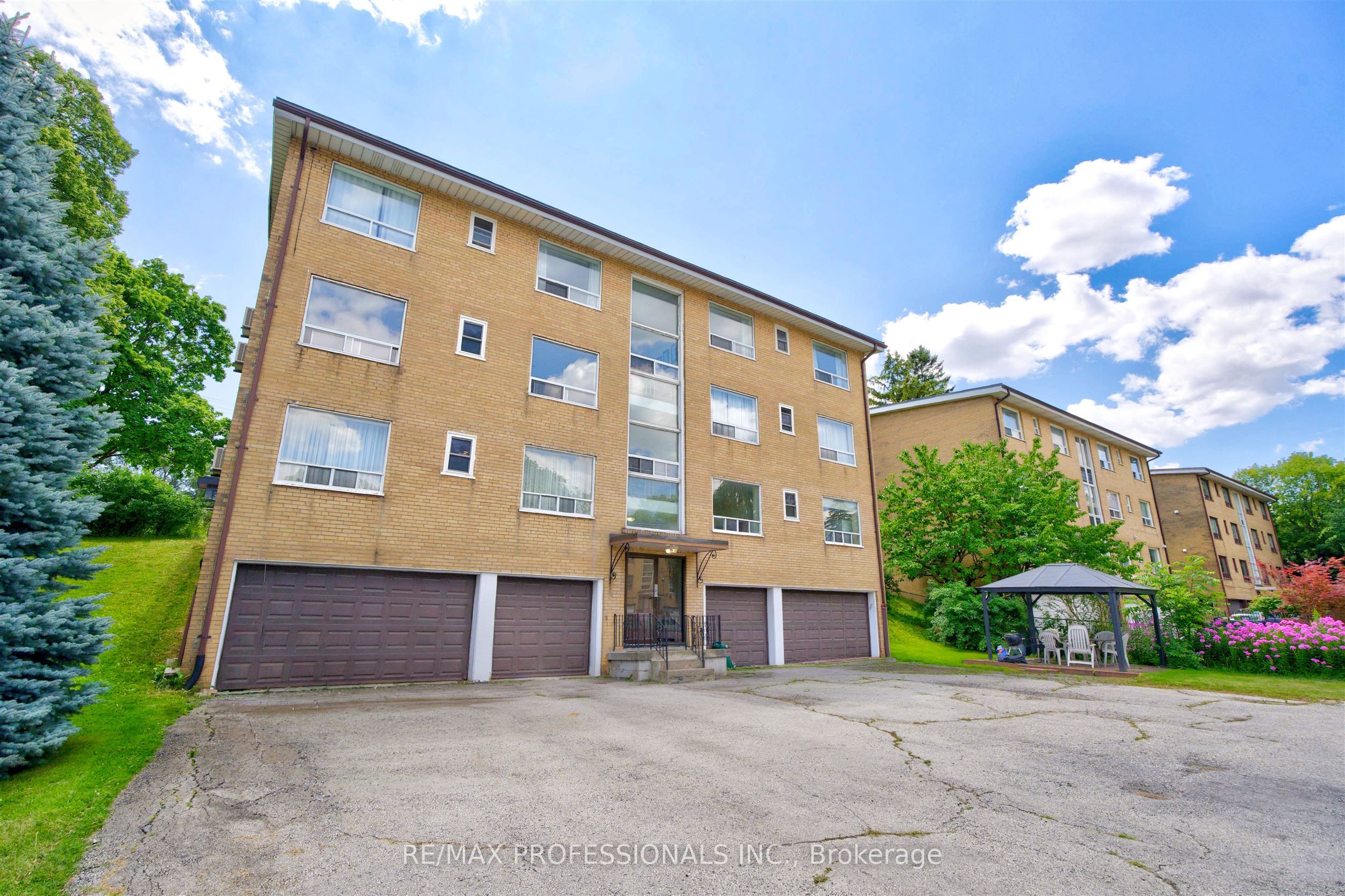 50 Waniska Avenue Property Photo 46