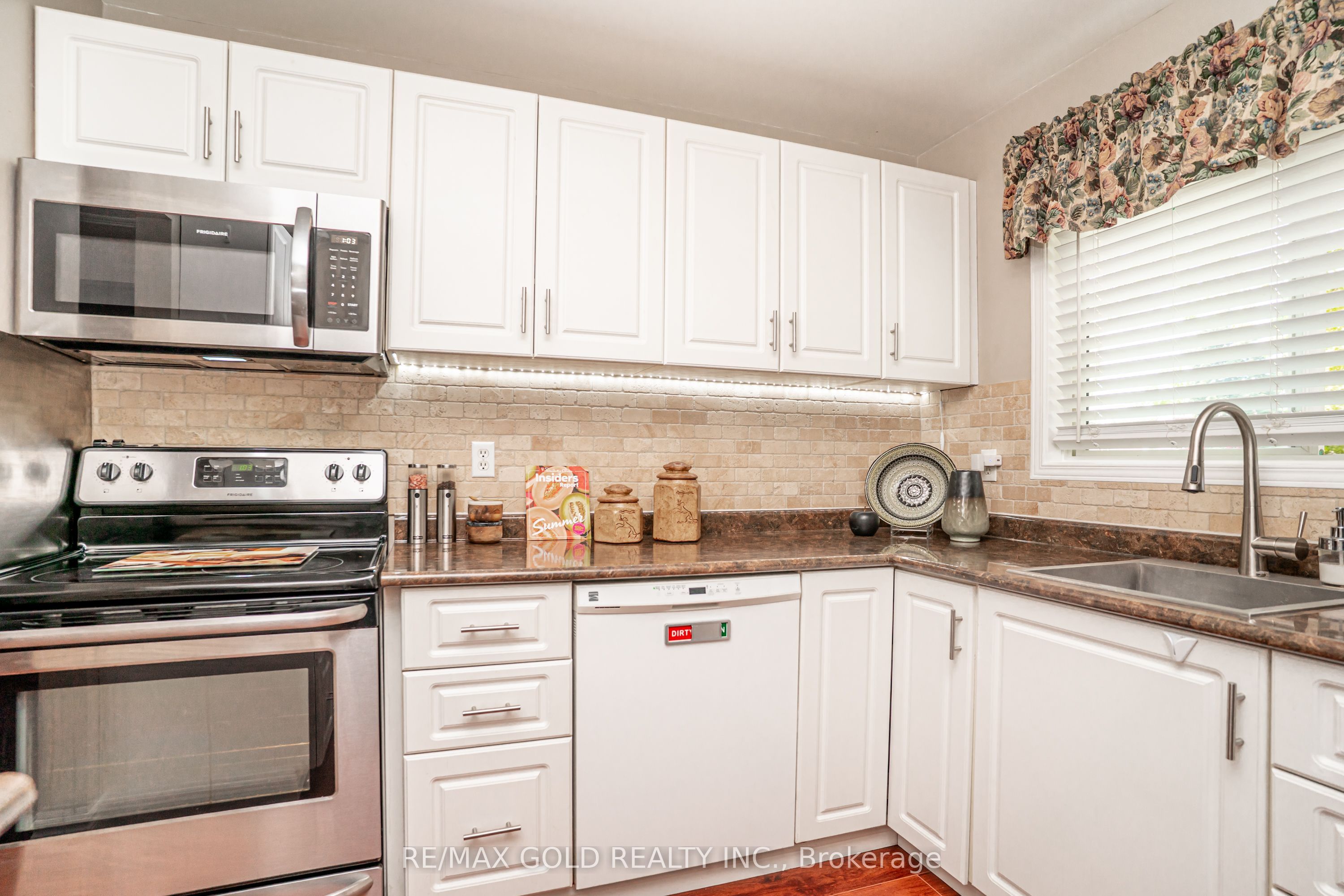 15 Jackman Drive Property Photo 17