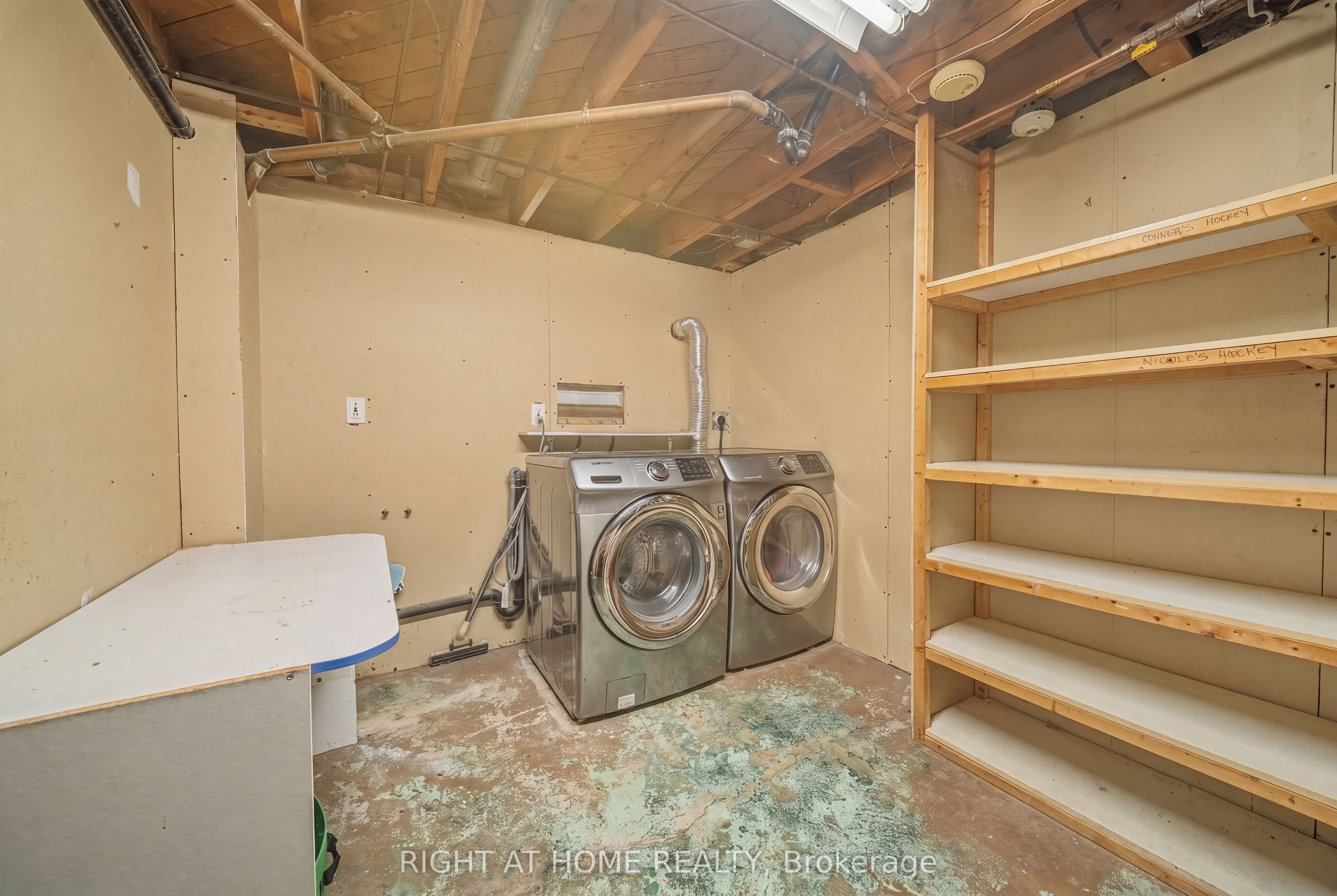 398 Tennyson Drive Property Photo 27