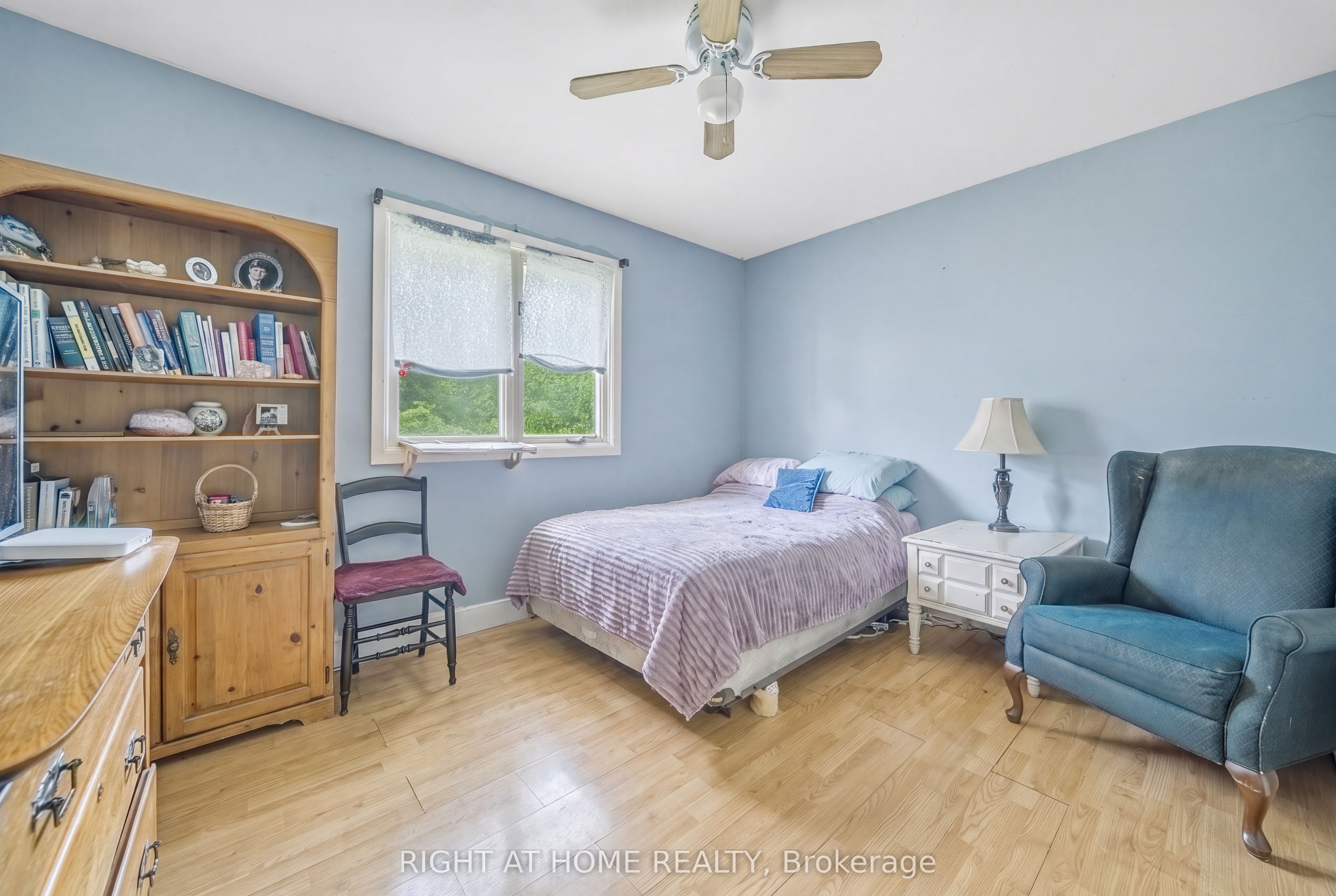398 Tennyson Drive Property Photo 28