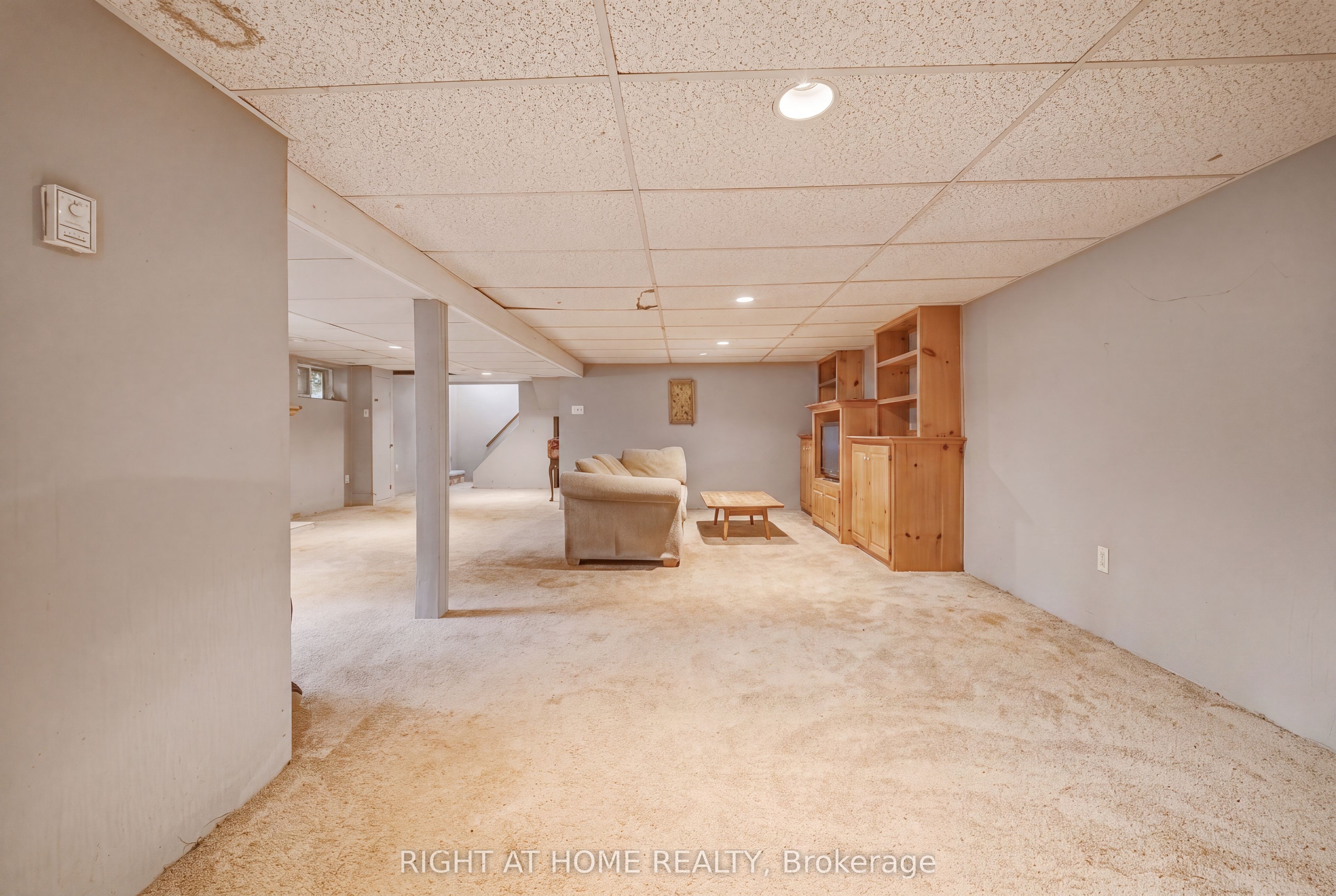 398 Tennyson Drive Property Photo 30