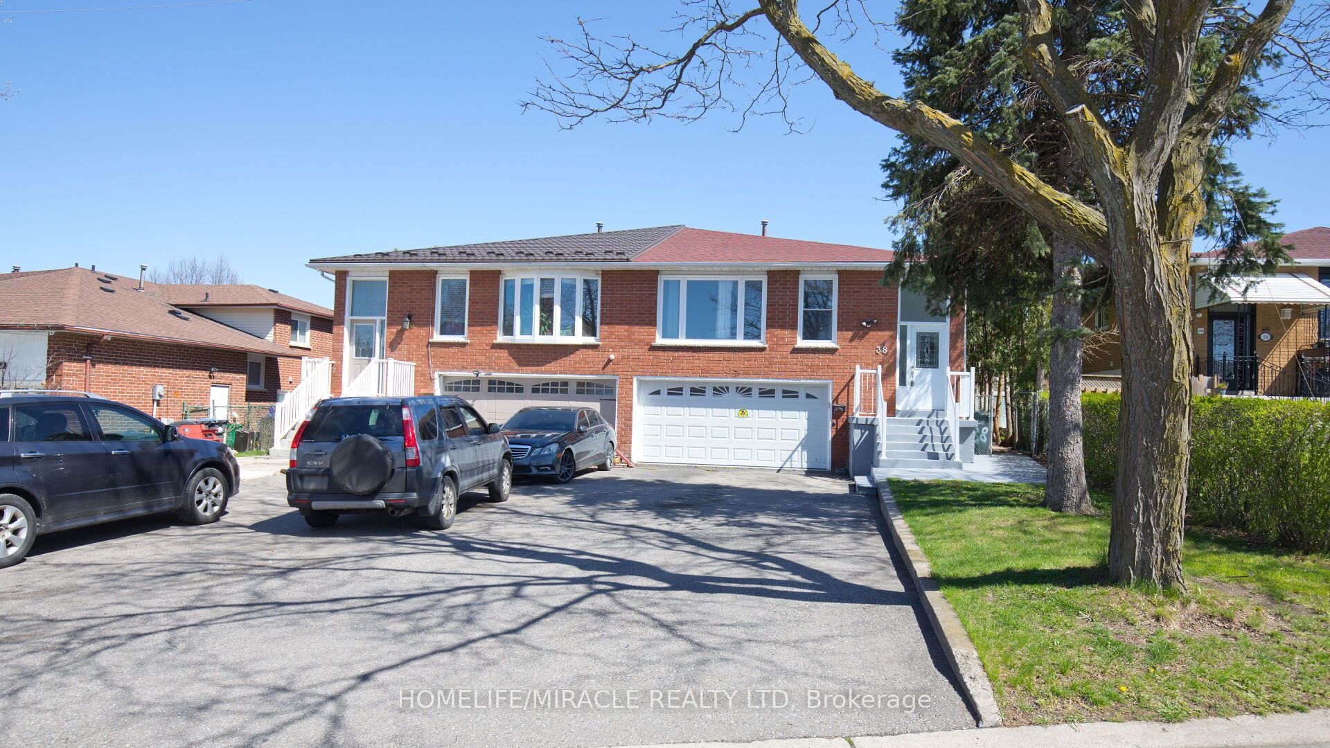 38 Medici Place Property Photo 3