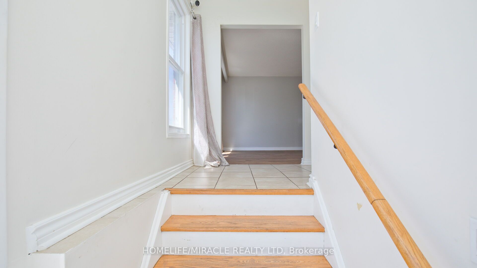 38 Medici Place Property Photo 4