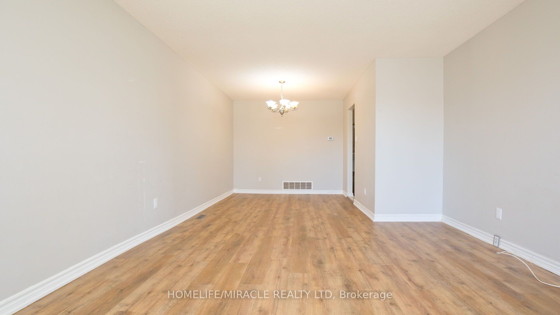 38 Medici Place Property Photo 6