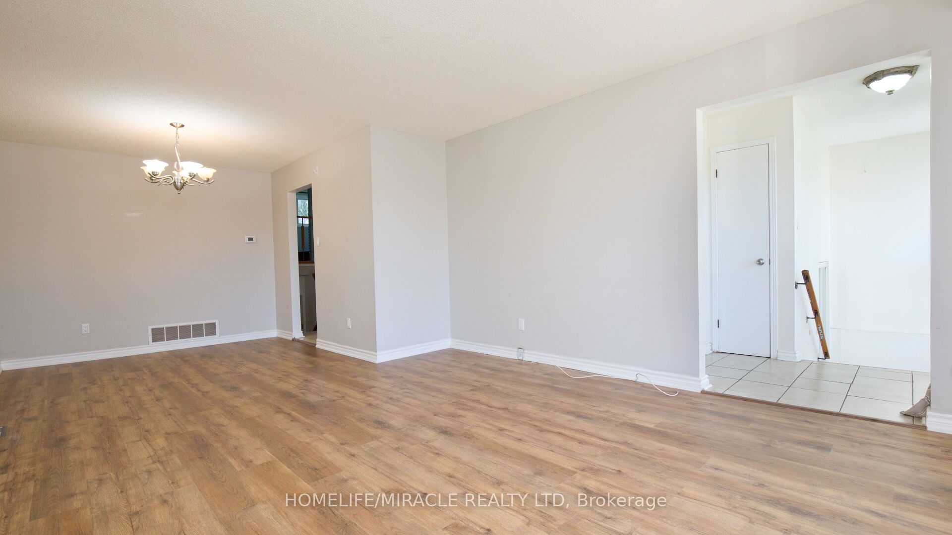 38 Medici Place Property Photo 8
