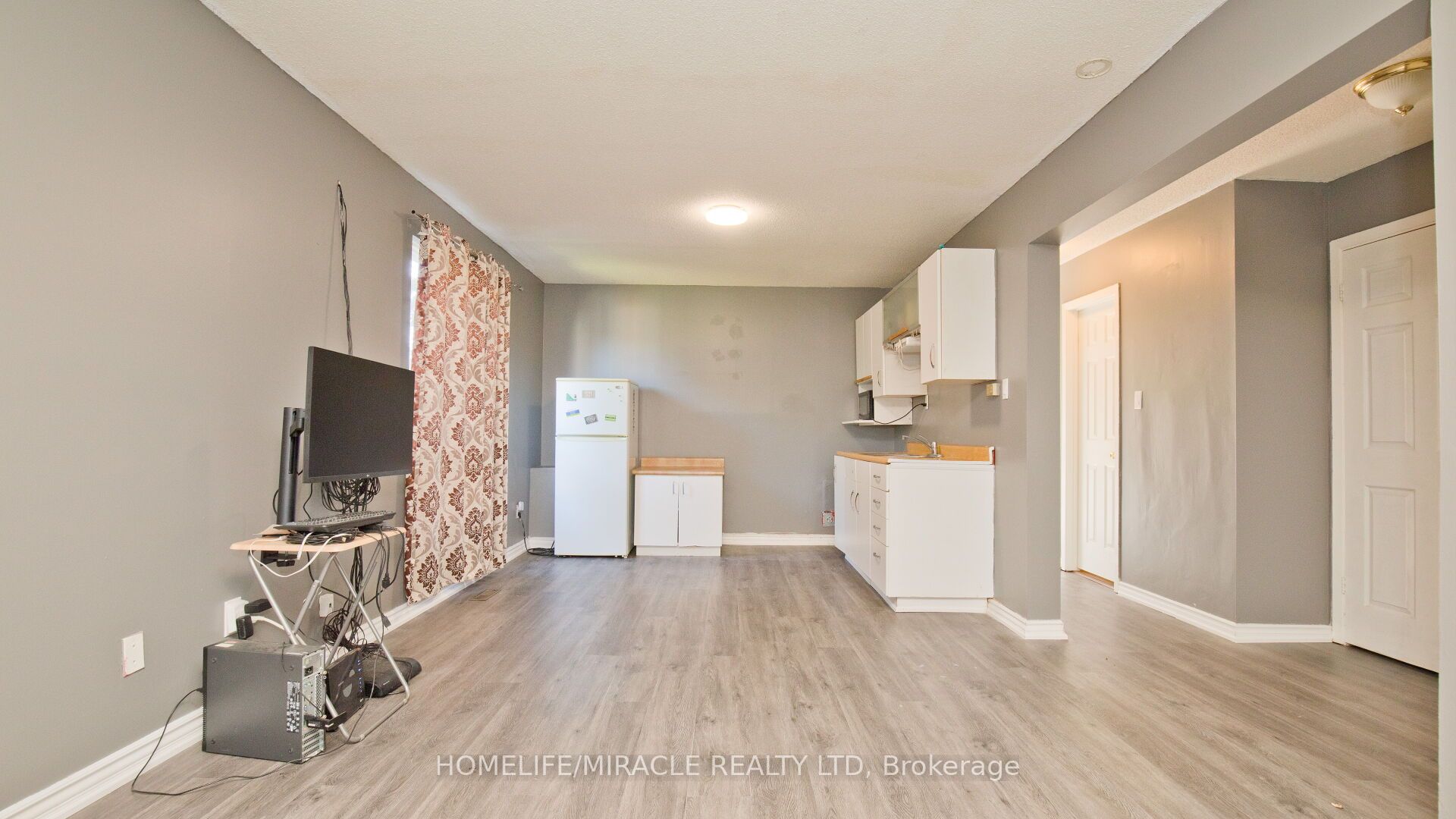 38 Medici Place Property Photo 26