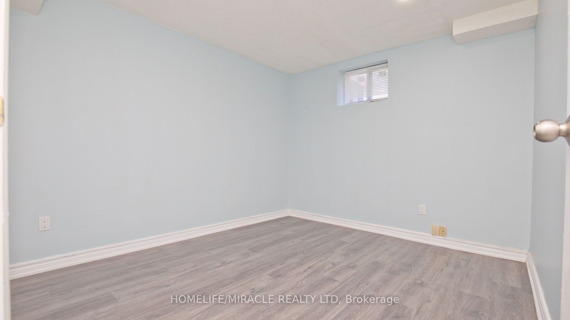 38 Medici Place Property Photo 41