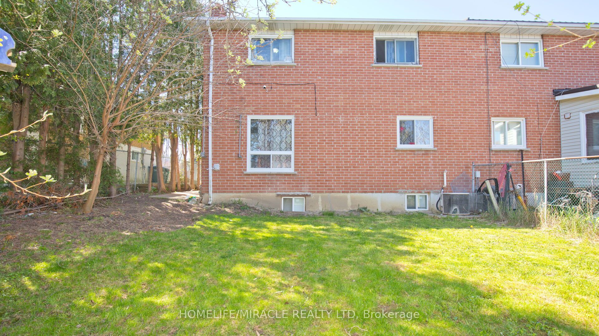 38 Medici Place Property Photo 49