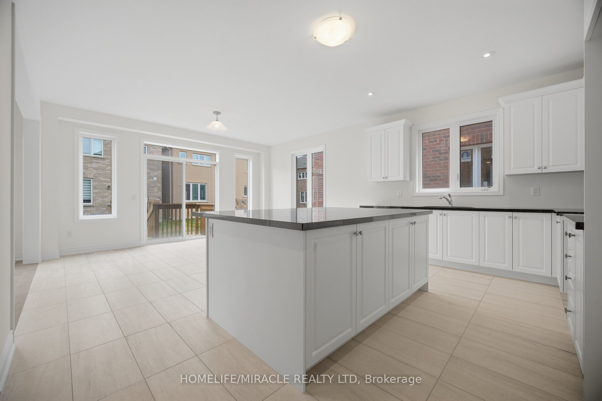 46 Stratford Drive Property Photo 11