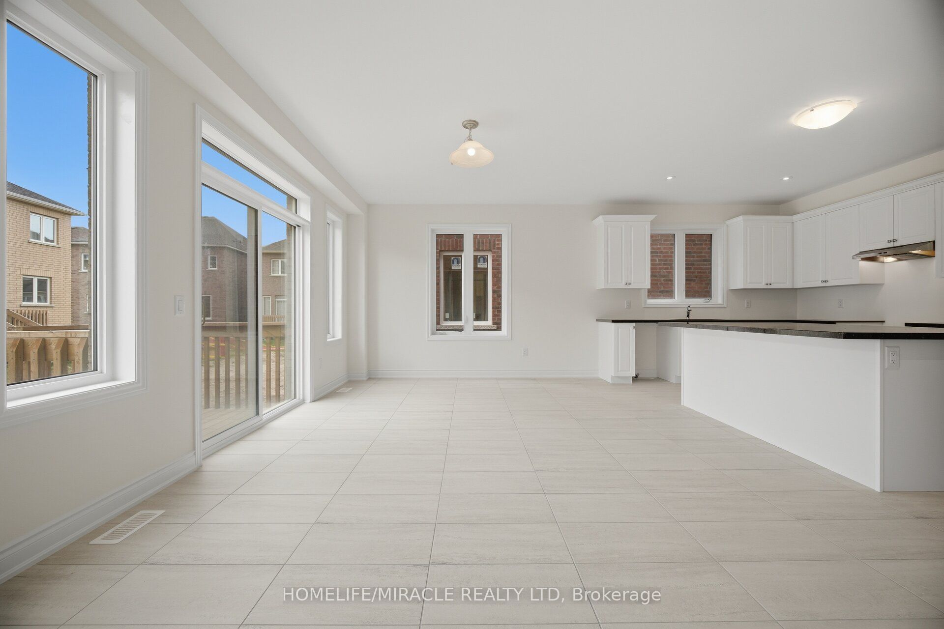 46 Stratford Drive Property Photo 12