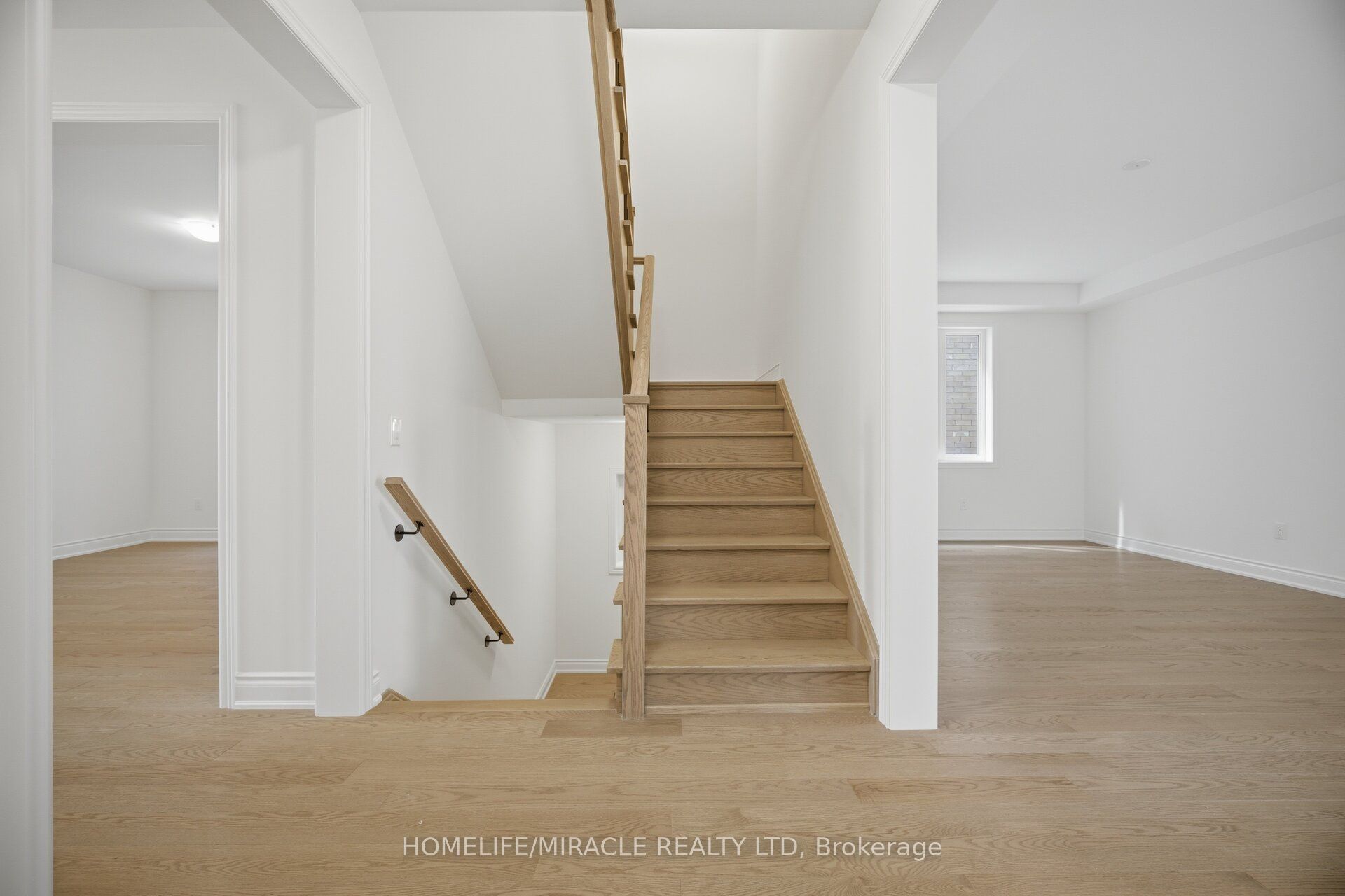 46 Stratford Drive Property Photo 22