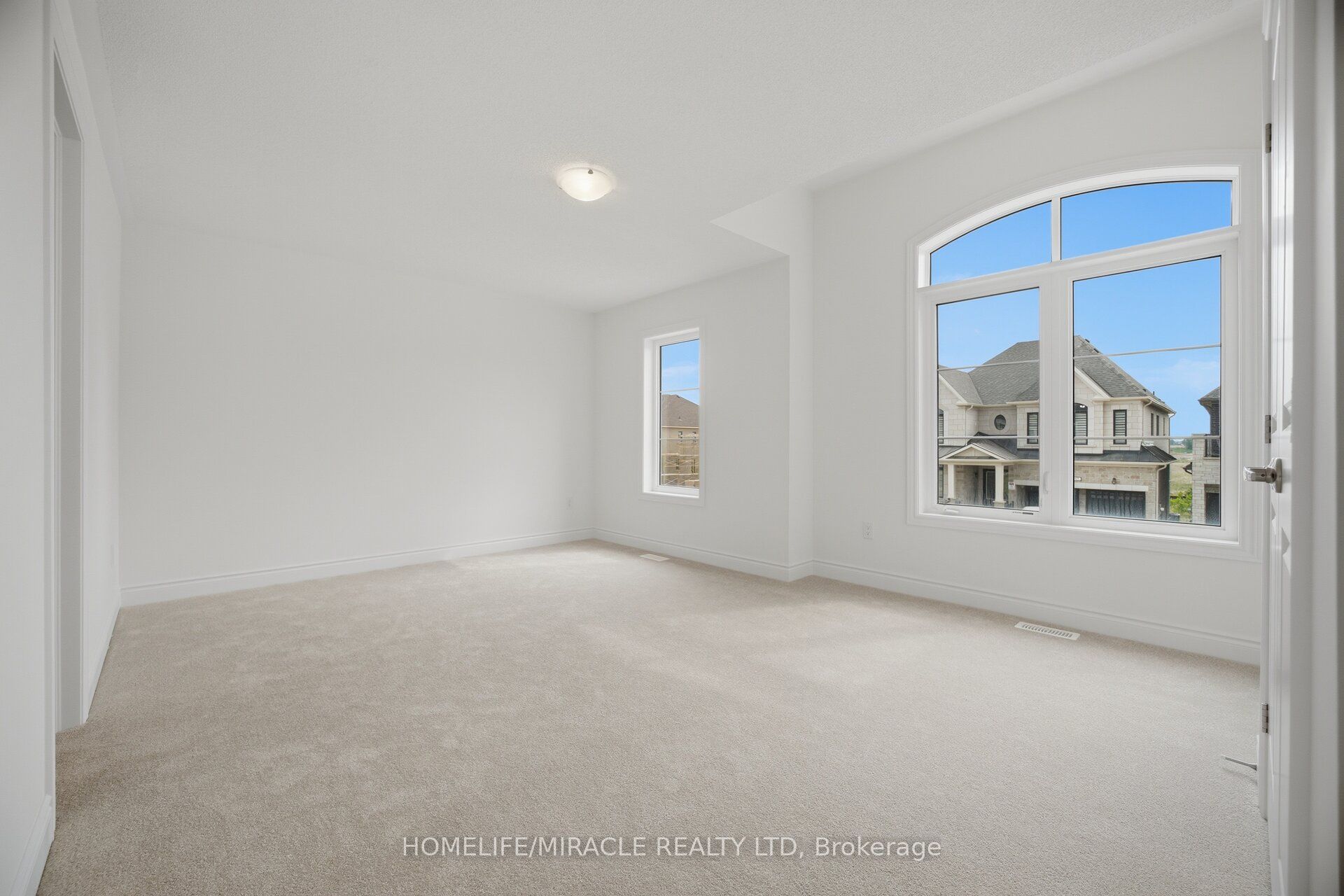 46 Stratford Drive Property Photo 41