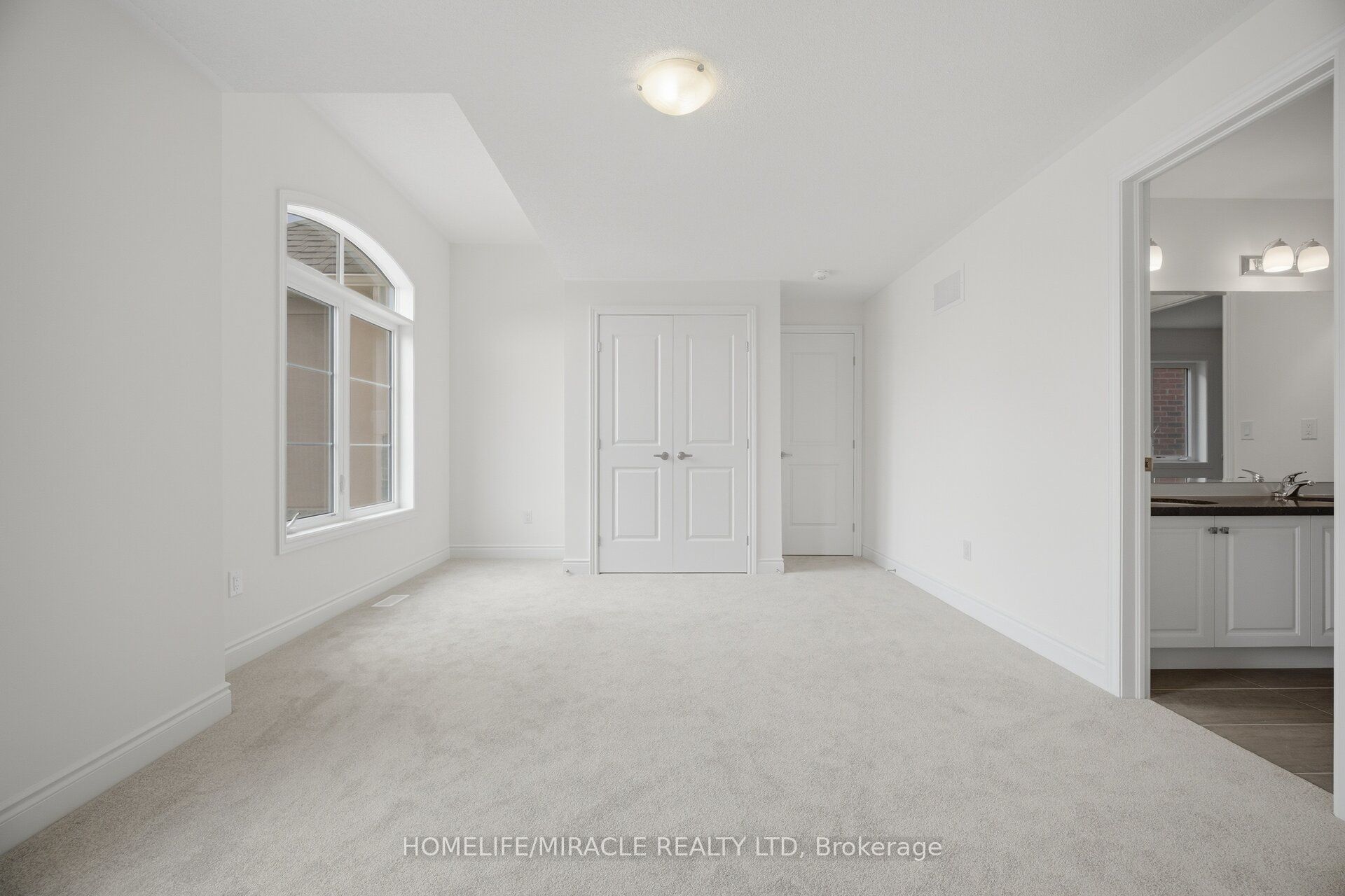 46 Stratford Drive Property Photo 42