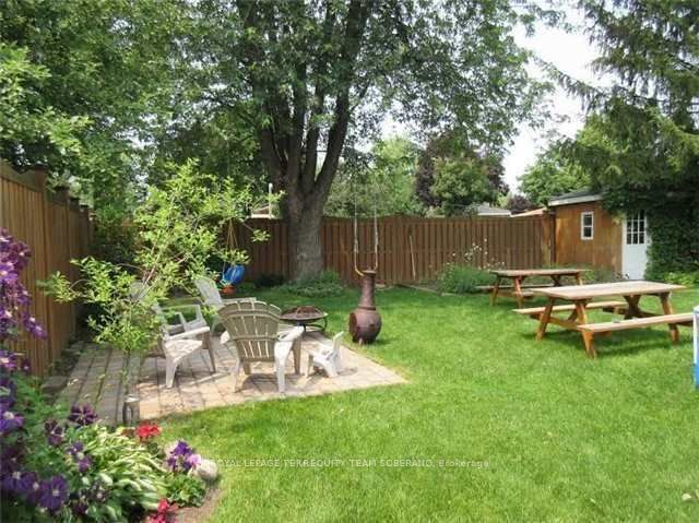 54 Roberts Crescent Property Photo 4