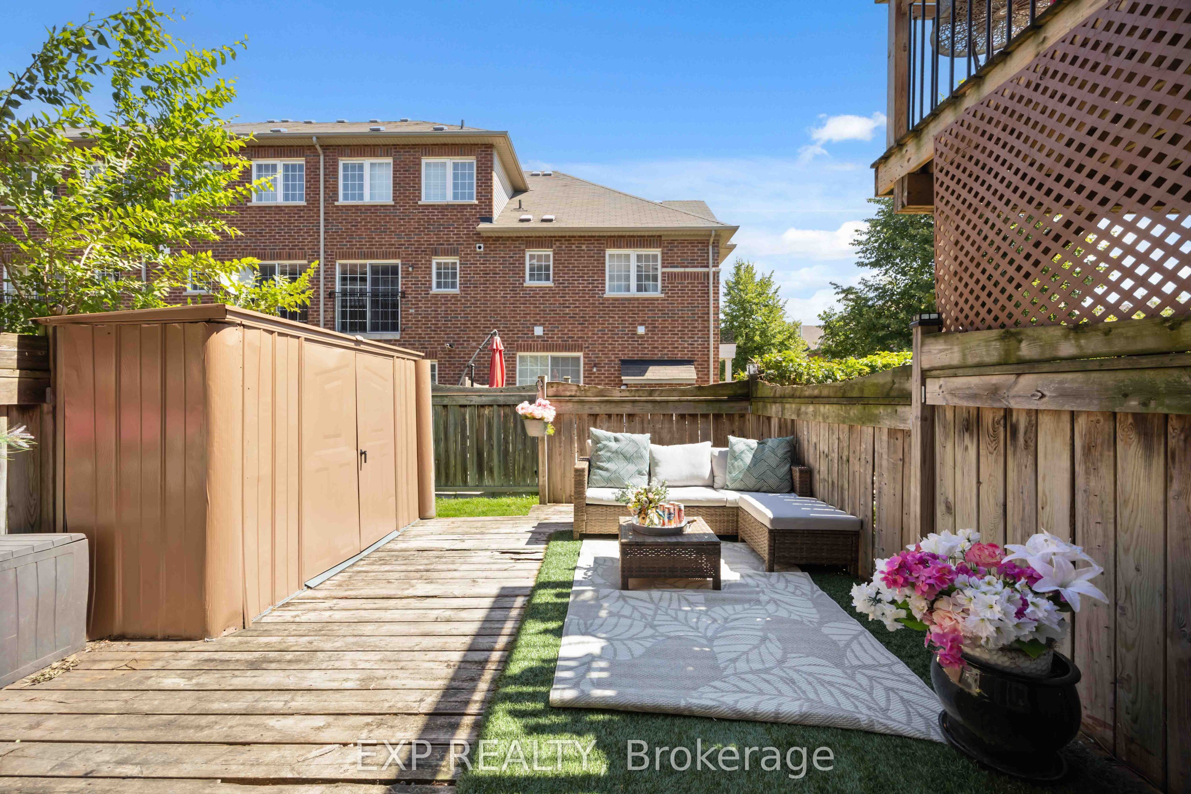 5 Garden Park Lane Property Photo 44