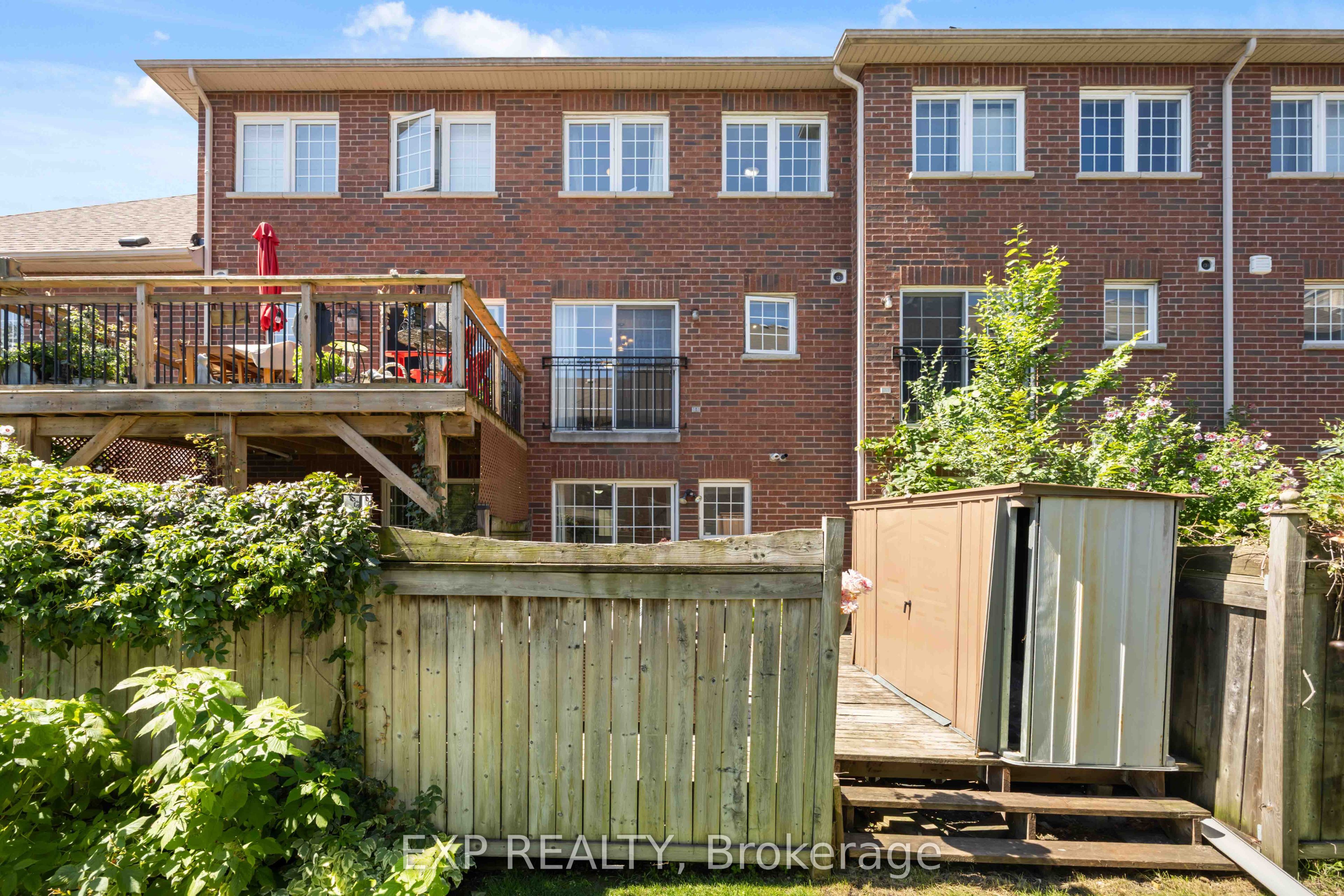 5 Garden Park Lane Property Photo 47