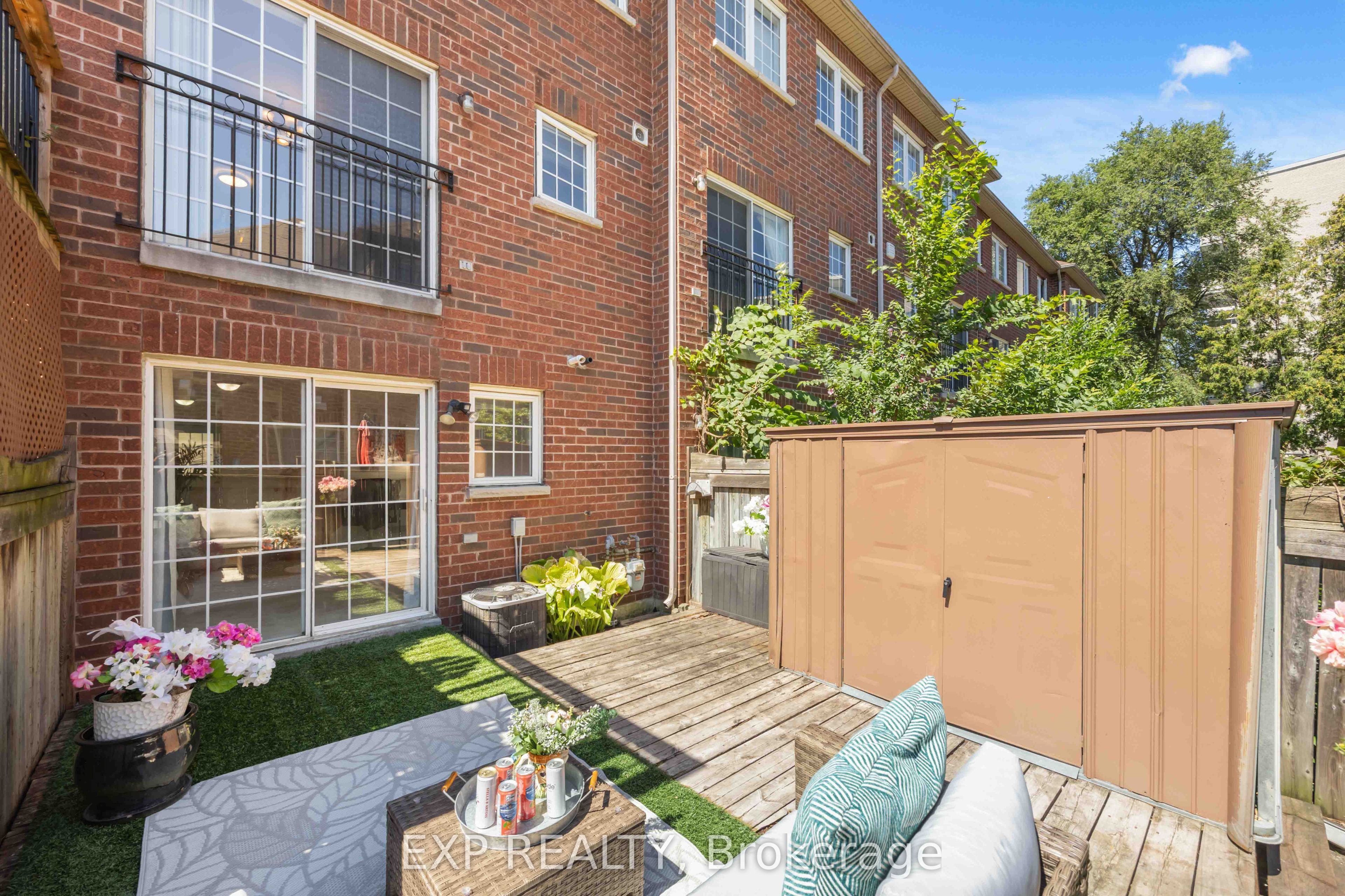 5 Garden Park Lane Property Photo 48